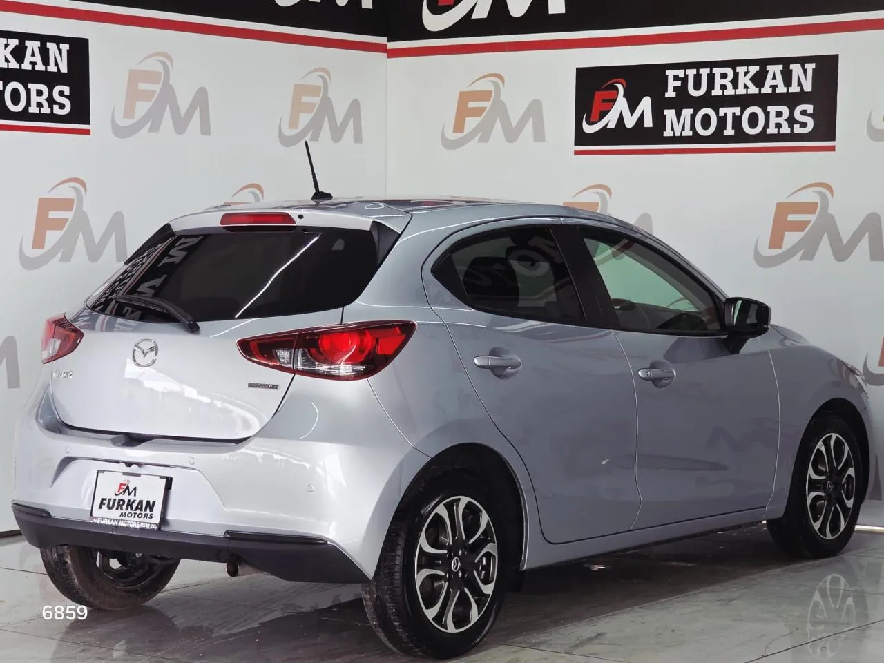 2021 Mazda 2 1.5 Kıbrıs | KKTC İkinci El Satılık Araba - Thumbnail 7