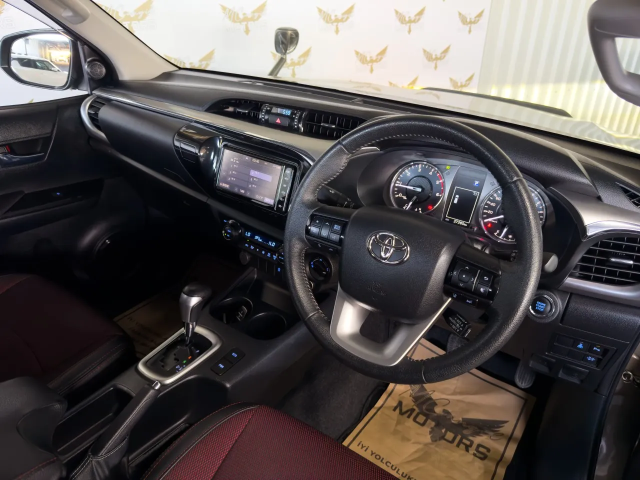 2022 Toyota Hilux 2.4 D Kıbrıs | KKTC İkinci El Satılık Araba - Thumbnail 8