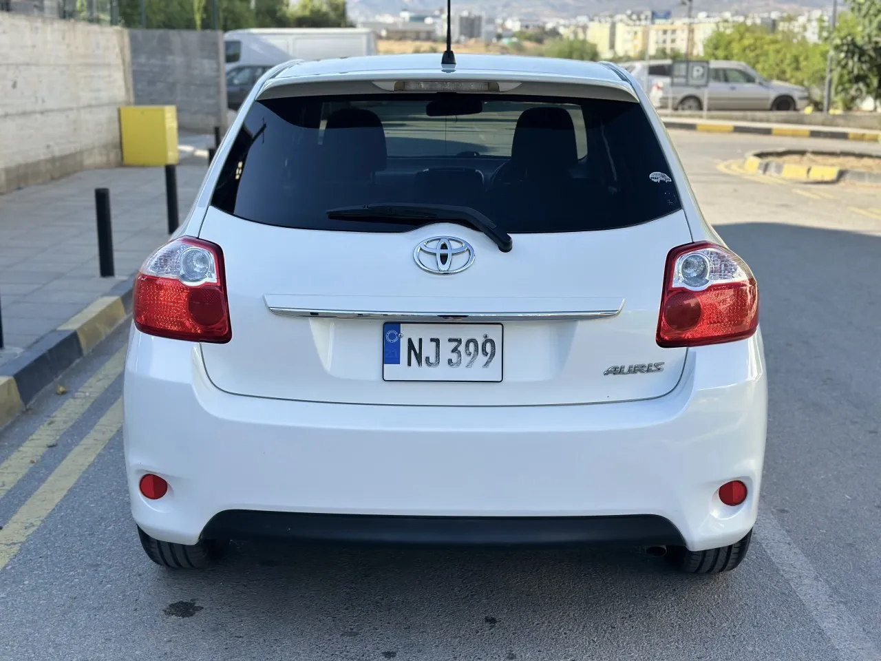 2012 Toyota Auris 1.5 S Kıbrıs | KKTC İkinci El Satılık Araba - Thumbnail 4