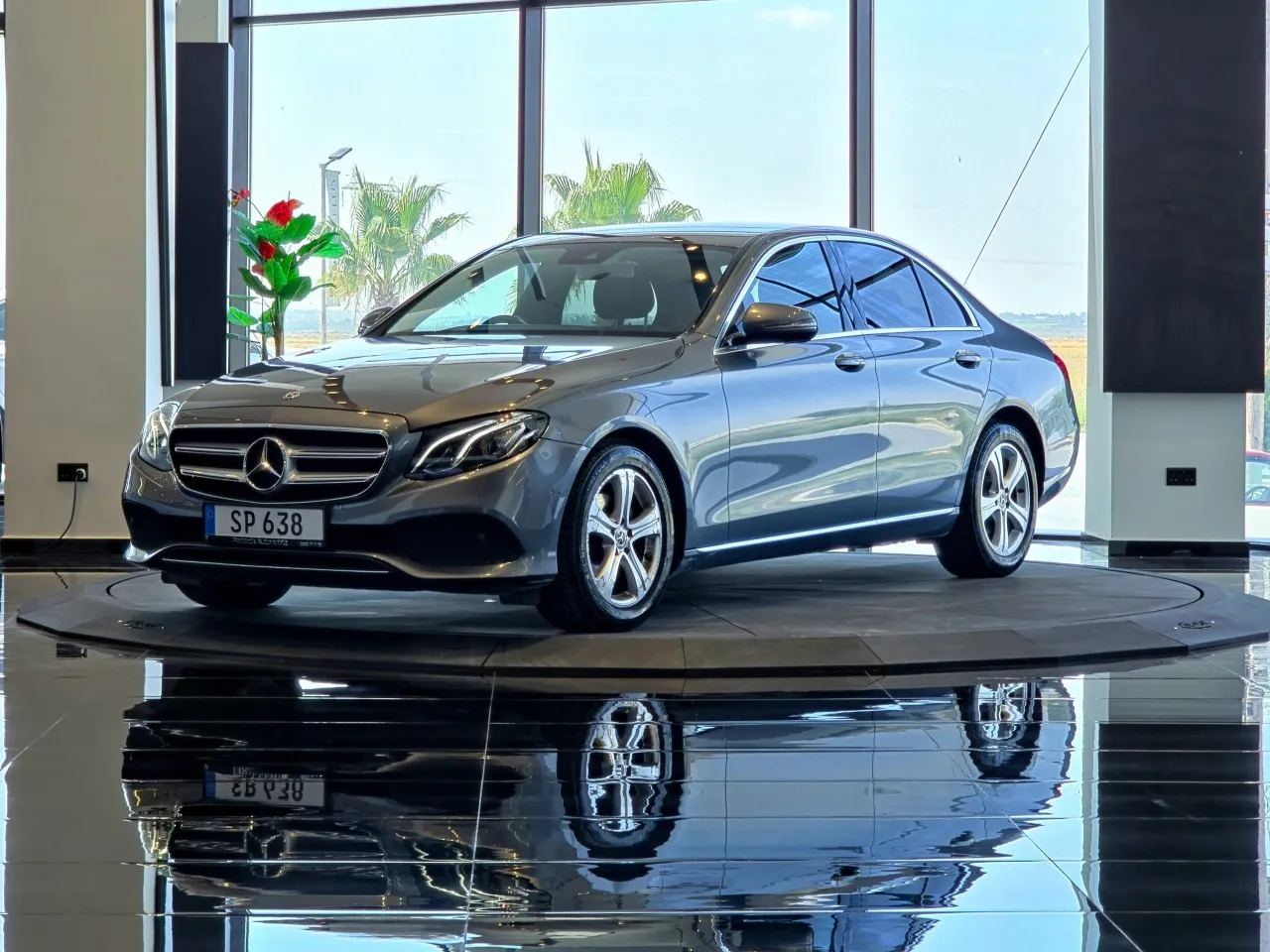 2017 Mercedes-Benz E Serisi E 220 d Kıbrıs | KKTC İkinci El Satılık Araba - Fotoğraf 1
