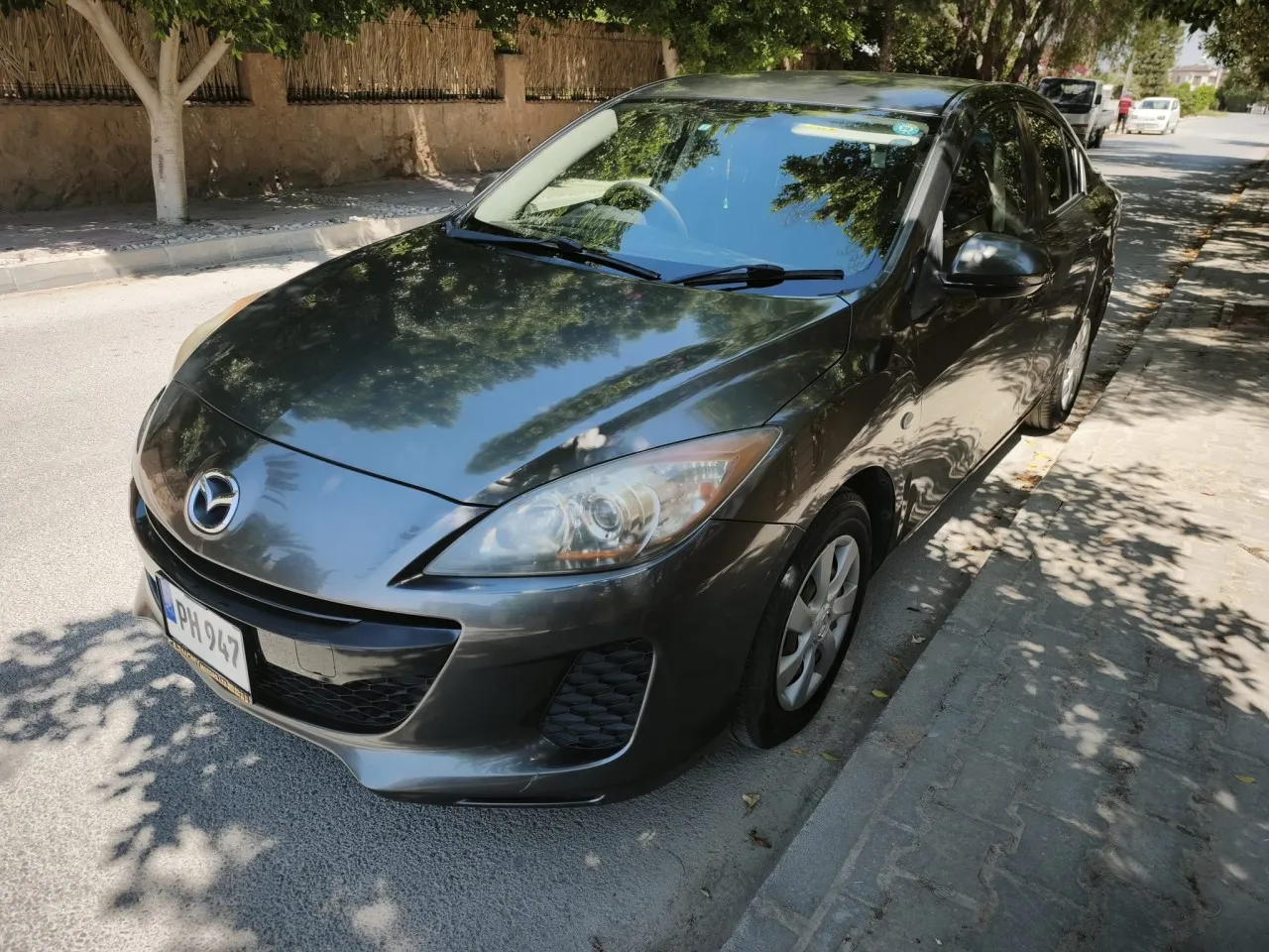 2013 Mazda Axela 1.5 Kıbrıs | KKTC İkinci El Satılık Araba - Thumbnail 3
