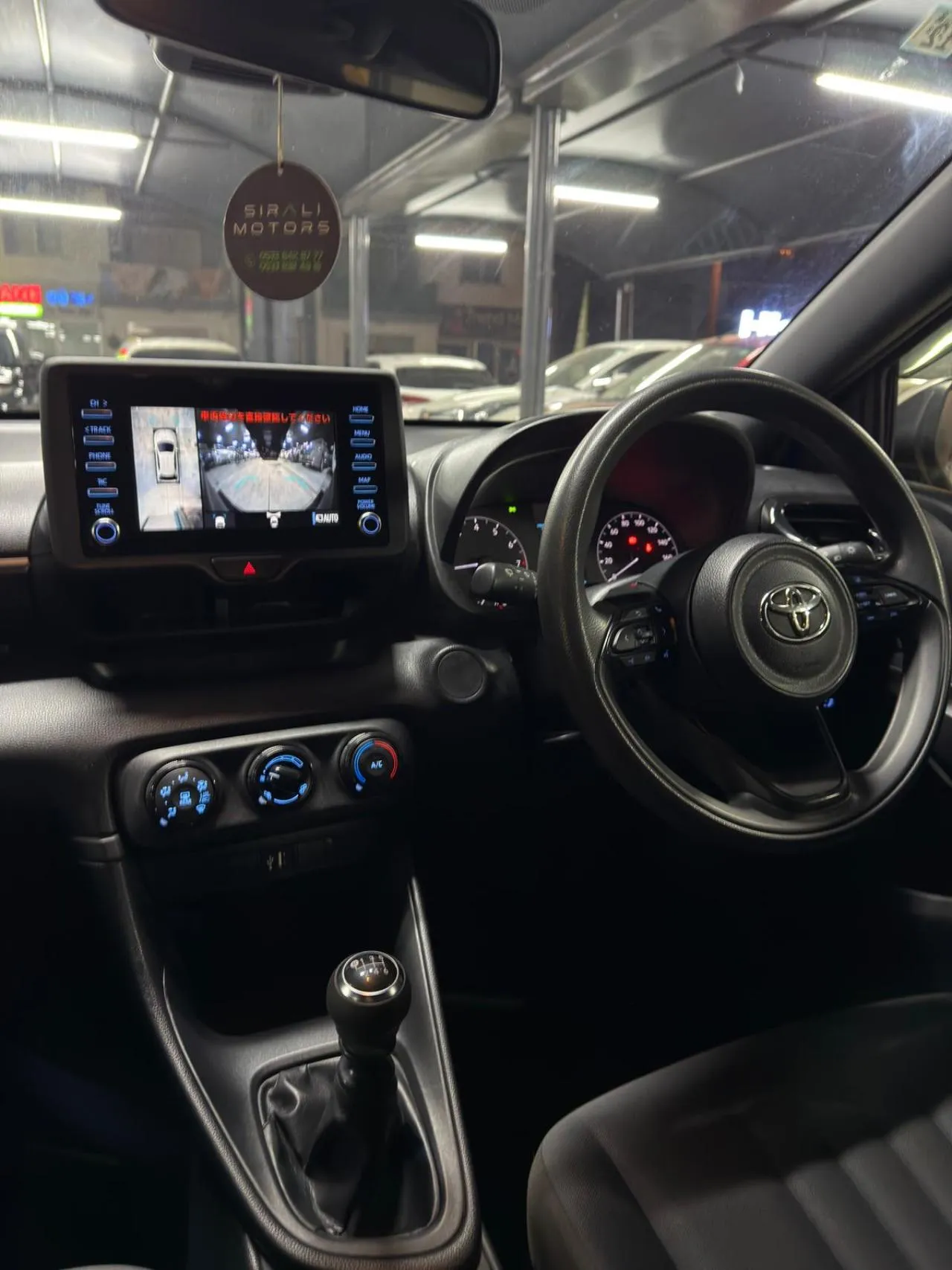 2022 Toyota Yaris 1.5 Kıbrıs | KKTC İkinci El Satılık Araba - Thumbnail 3