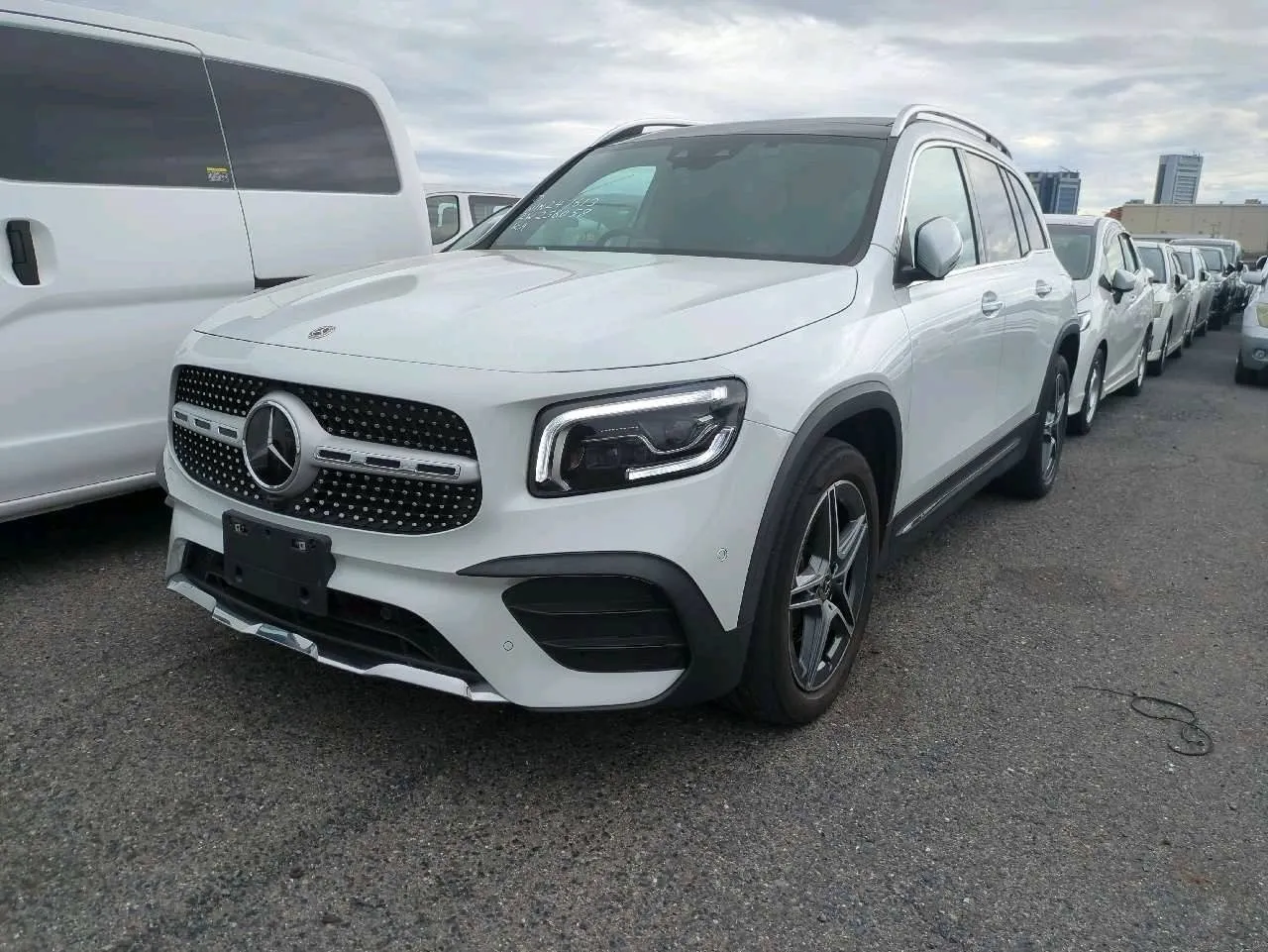 2023 Mercedes - Benz GLB 200 AMG+ 4Matic Kıbrıs | KKTC İkinci El Satılık Araba - Thumbnail 2