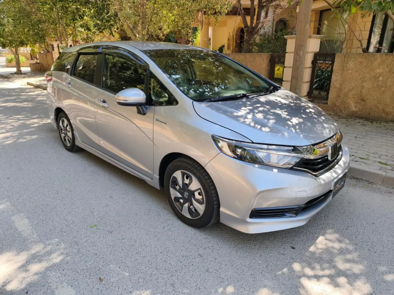 2022 Honda Shuttle 1.5 Hybrid Kıbrıs | KKTC İkinci El Satılık Araba - Fotoğraf 1