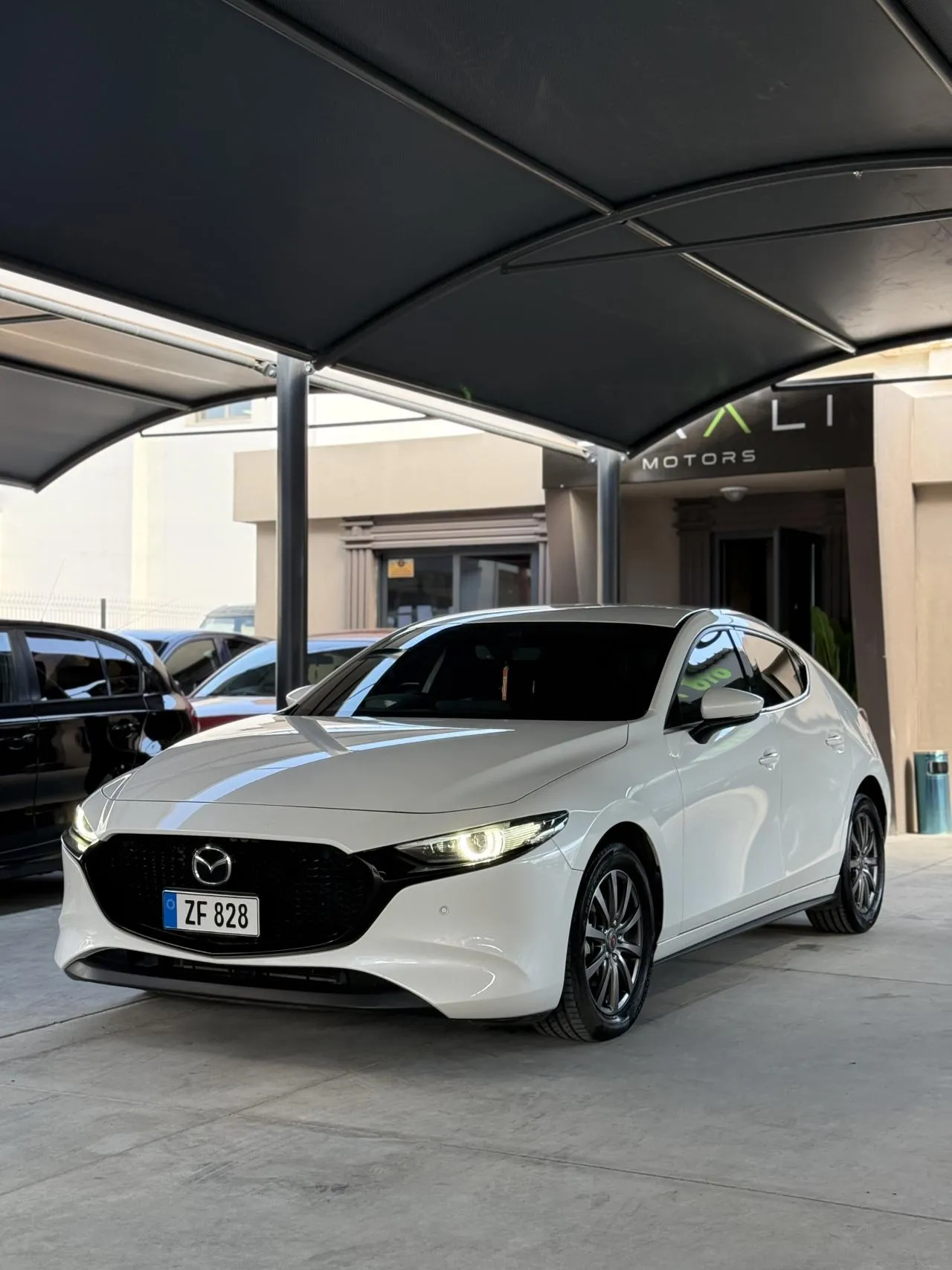 2020 Mazda 3 2.0 Kıbrıs | KKTC İkinci El Satılık Araba - Fotoğraf 1