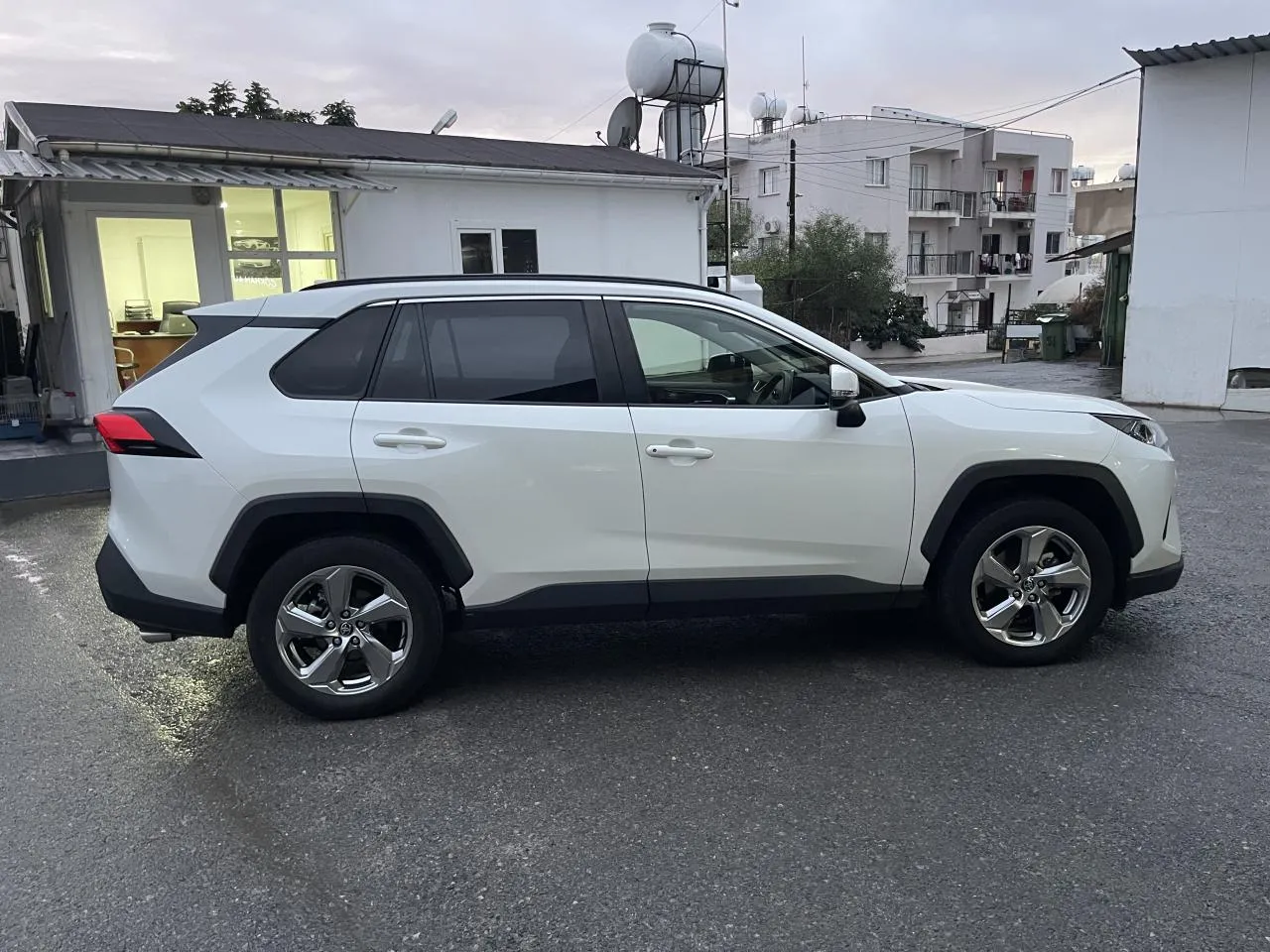 2021 Toyota RAV4 2.5 Hybrid Kıbrıs | KKTC İkinci El Satılık Araba - Thumbnail 6
