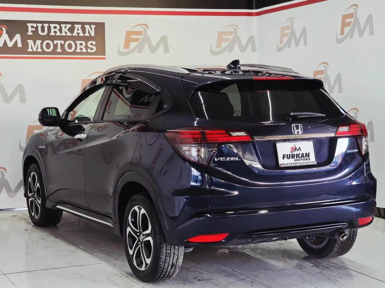 2021 Honda Vezel 1.5 i-VTEC Hybrid Automatic Kıbrıs | KKTC İkinci El Satılık Araba - Thumbnail 5