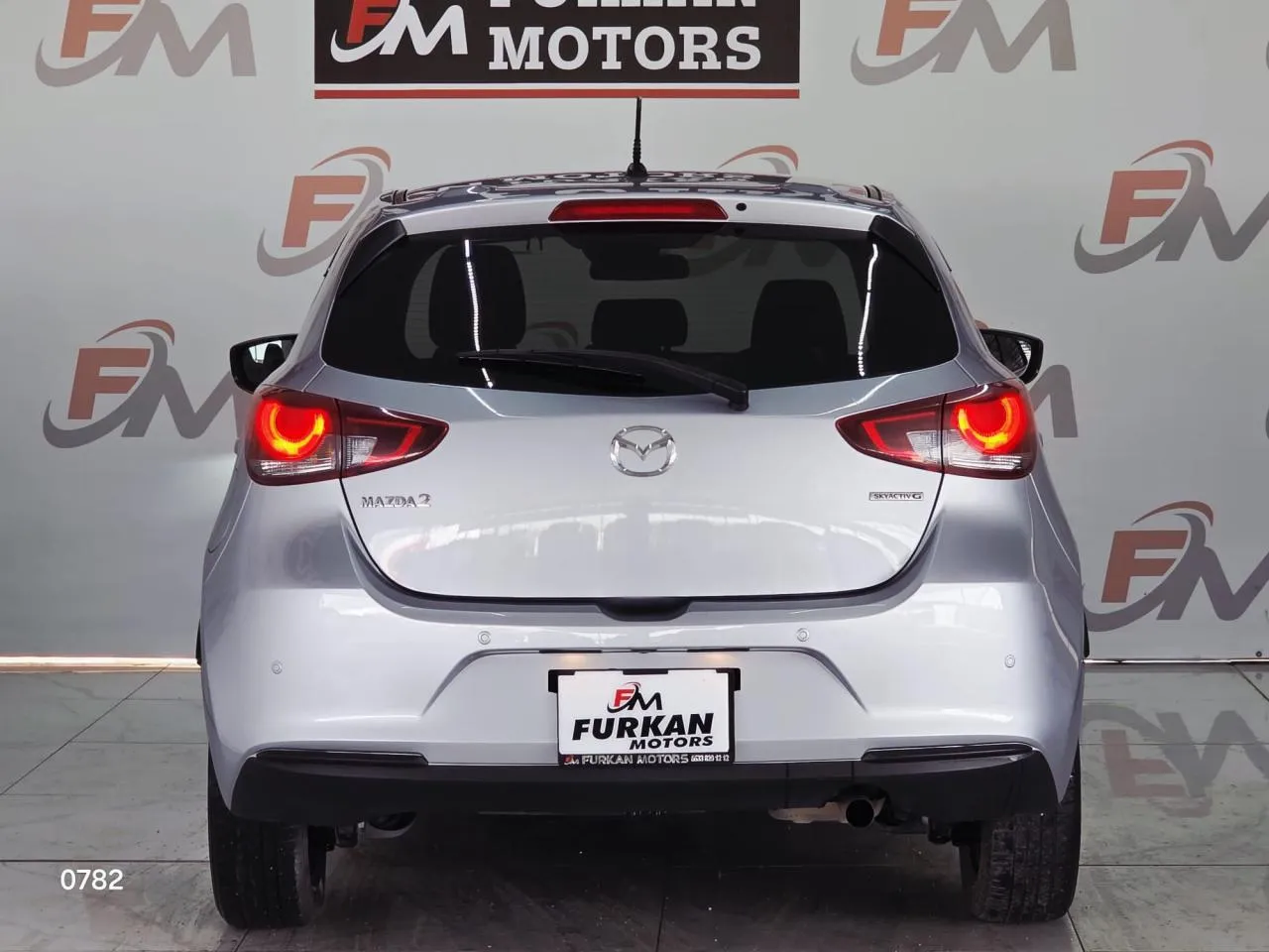 2021 Mazda 2 1.5 Kıbrıs | KKTC İkinci El Satılık Araba - Thumbnail 7