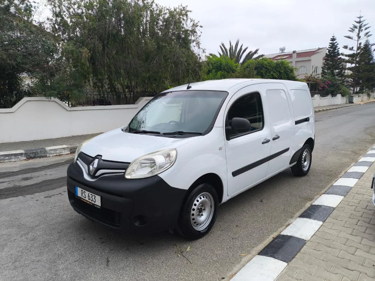 2015 Renault Kangoo Maxi  Kıbrıs | KKTC İkinci El Satılık Araba - Thumbnail 5