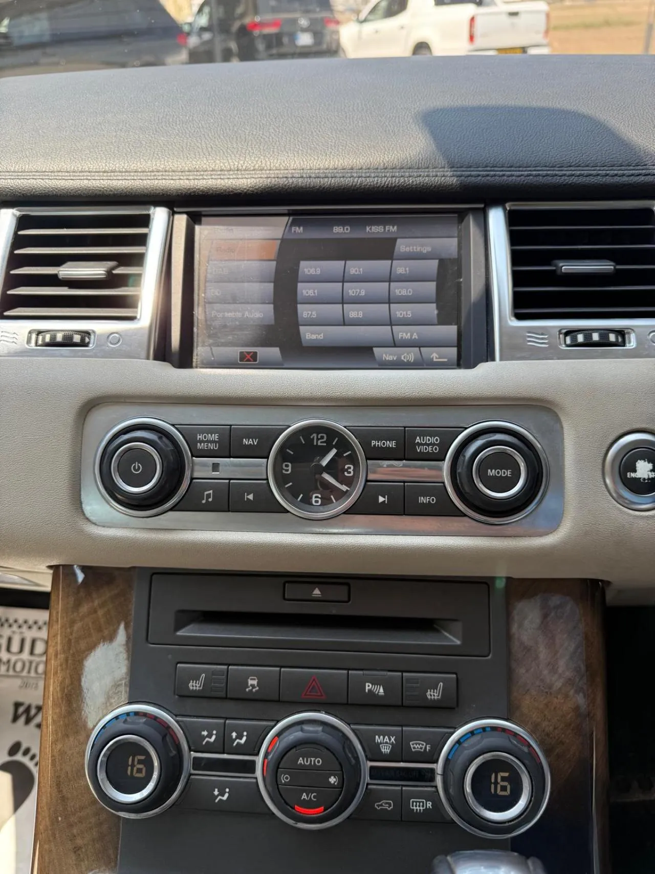 2010 Land Rover Range Rover Sport 3.0 TDV6 Kıbrıs | KKTC İkinci El Satılık Araba - Thumbnail 3