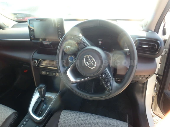2022 Toyota Yaris Cross 1.5 Hybrid Kıbrıs | KKTC İkinci El Satılık Araba - Thumbnail 6