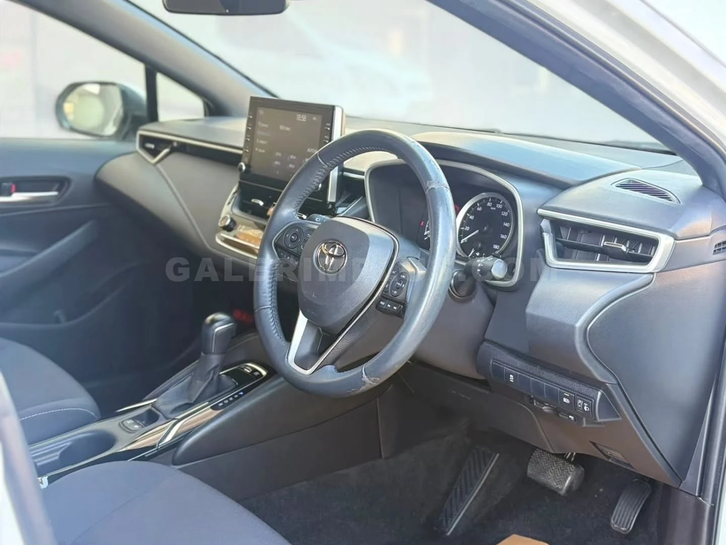 2021 Toyota Corolla 1.8 Hybrid Kıbrıs | KKTC İkinci El Satılık Araba - Thumbnail 8