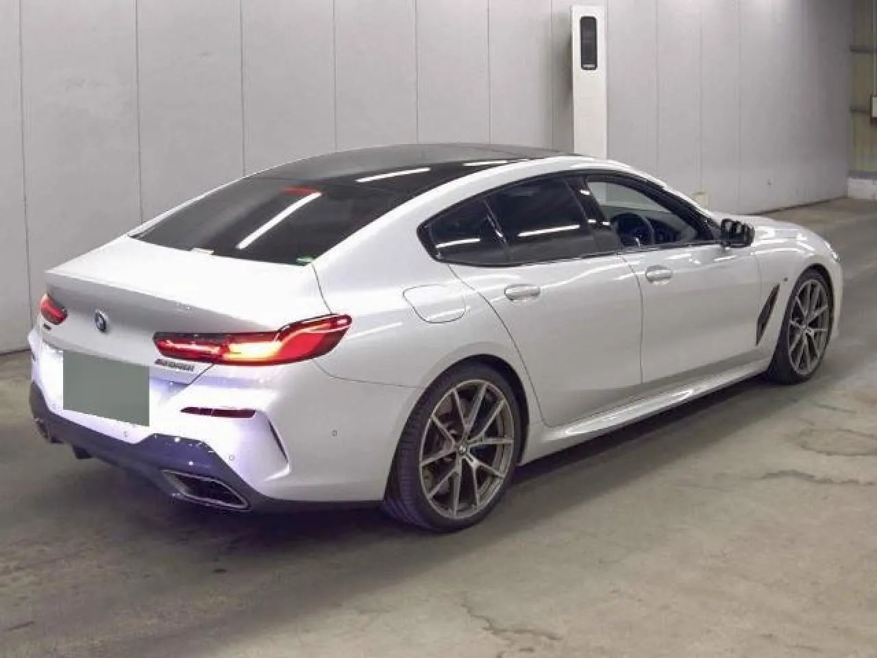 2022 BMW 8 Serisi 850i xDrive M Sport Kıbrıs | KKTC İkinci El Satılık Araba - Thumbnail 4