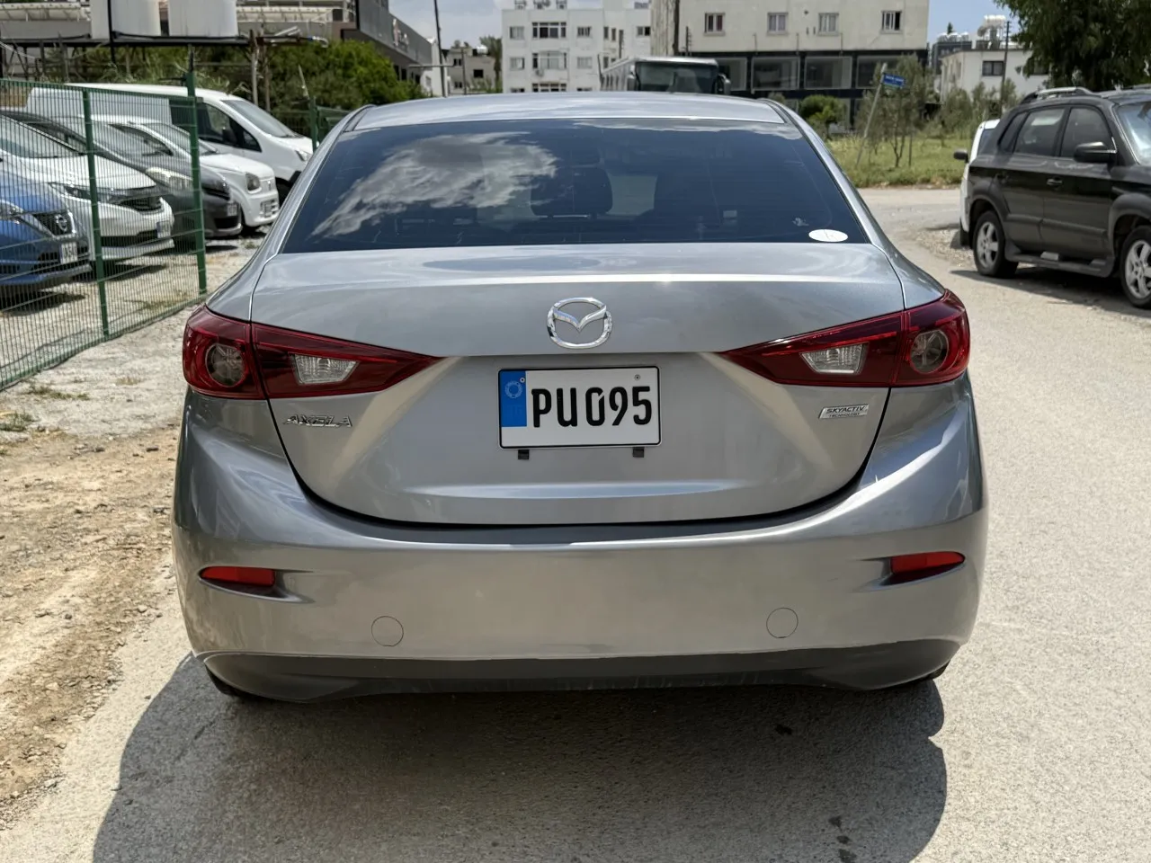 2014 Mazda Axela 1.5 Kıbrıs | KKTC İkinci El Satılık Araba - Thumbnail 6