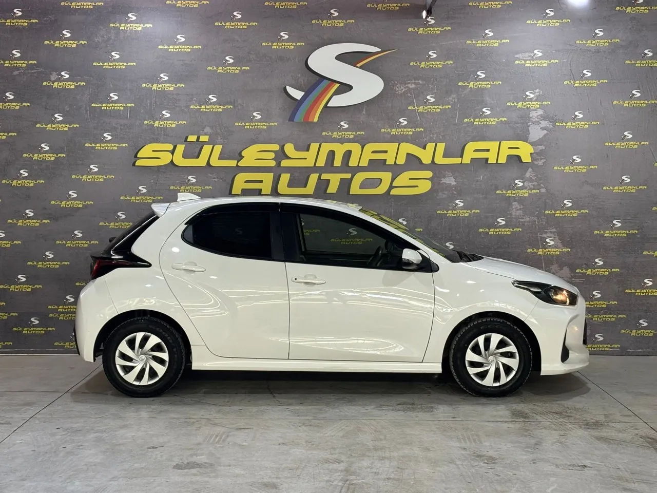 2023 Toyota Yaris 1.0 Kıbrıs | KKTC İkinci El Satılık Araba - Thumbnail 4