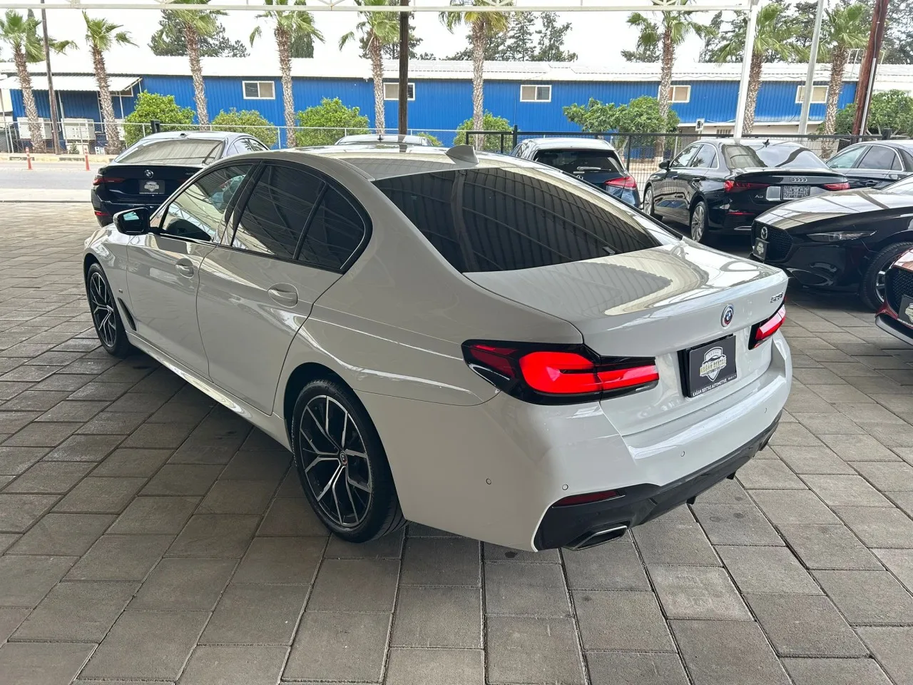 2023 BMW 5 Serisi 523i Kıbrıs | KKTC İkinci El Satılık Araba - Thumbnail 3