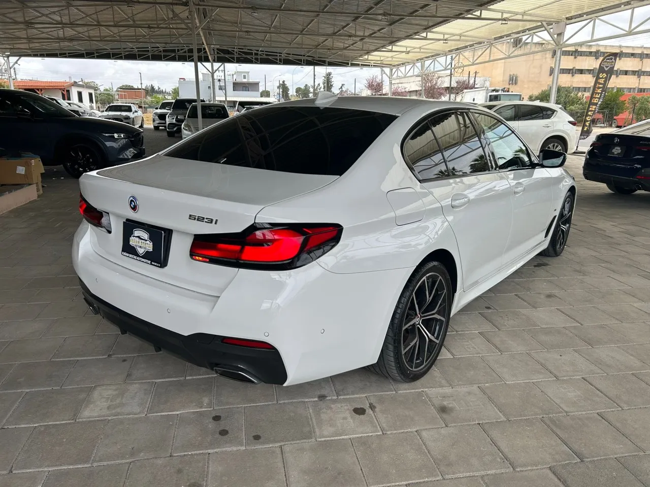 2023 BMW 5 Serisi 523i Kıbrıs | KKTC İkinci El Satılık Araba - Thumbnail 4