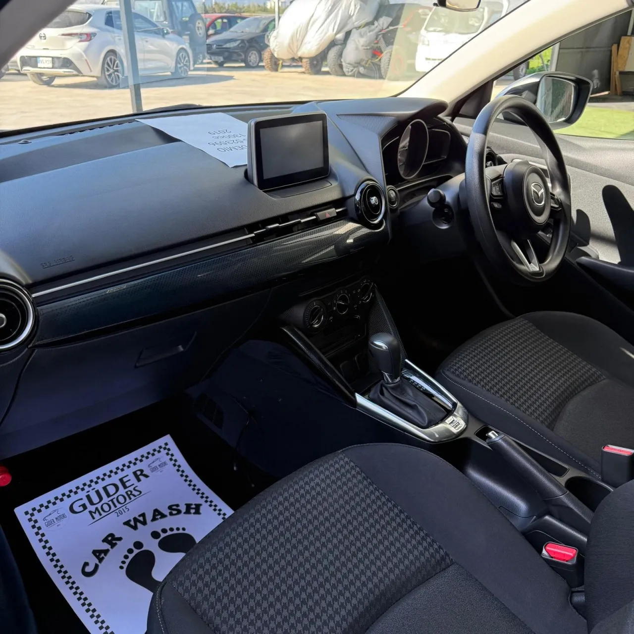 2019 Mazda Demio 1.3i Kıbrıs | KKTC İkinci El Satılık Araba - Thumbnail 4