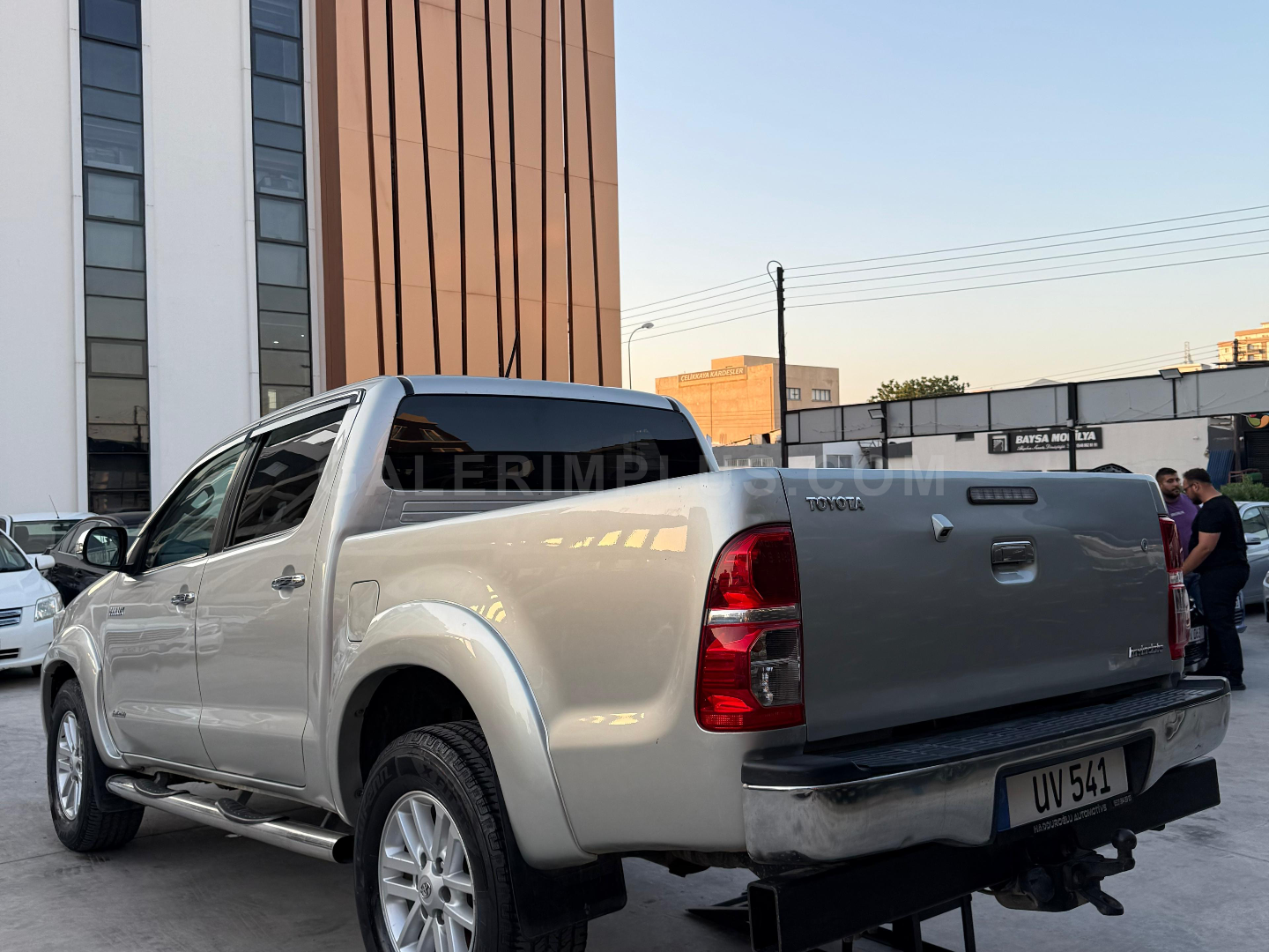 2014 Toyota Hilux 3.0 D Kıbrıs | KKTC İkinci El Satılık Araba - Thumbnail 4