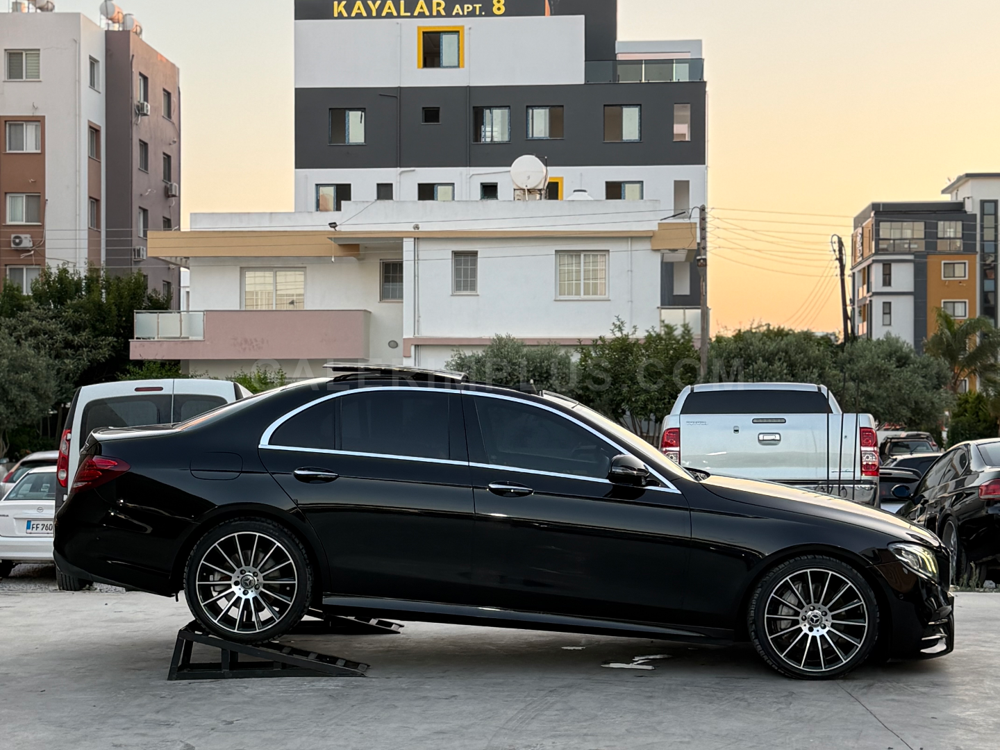 2019 Mercedes-Benz E Serisi E 350 Kıbrıs | KKTC İkinci El Satılık Araba - Thumbnail 4