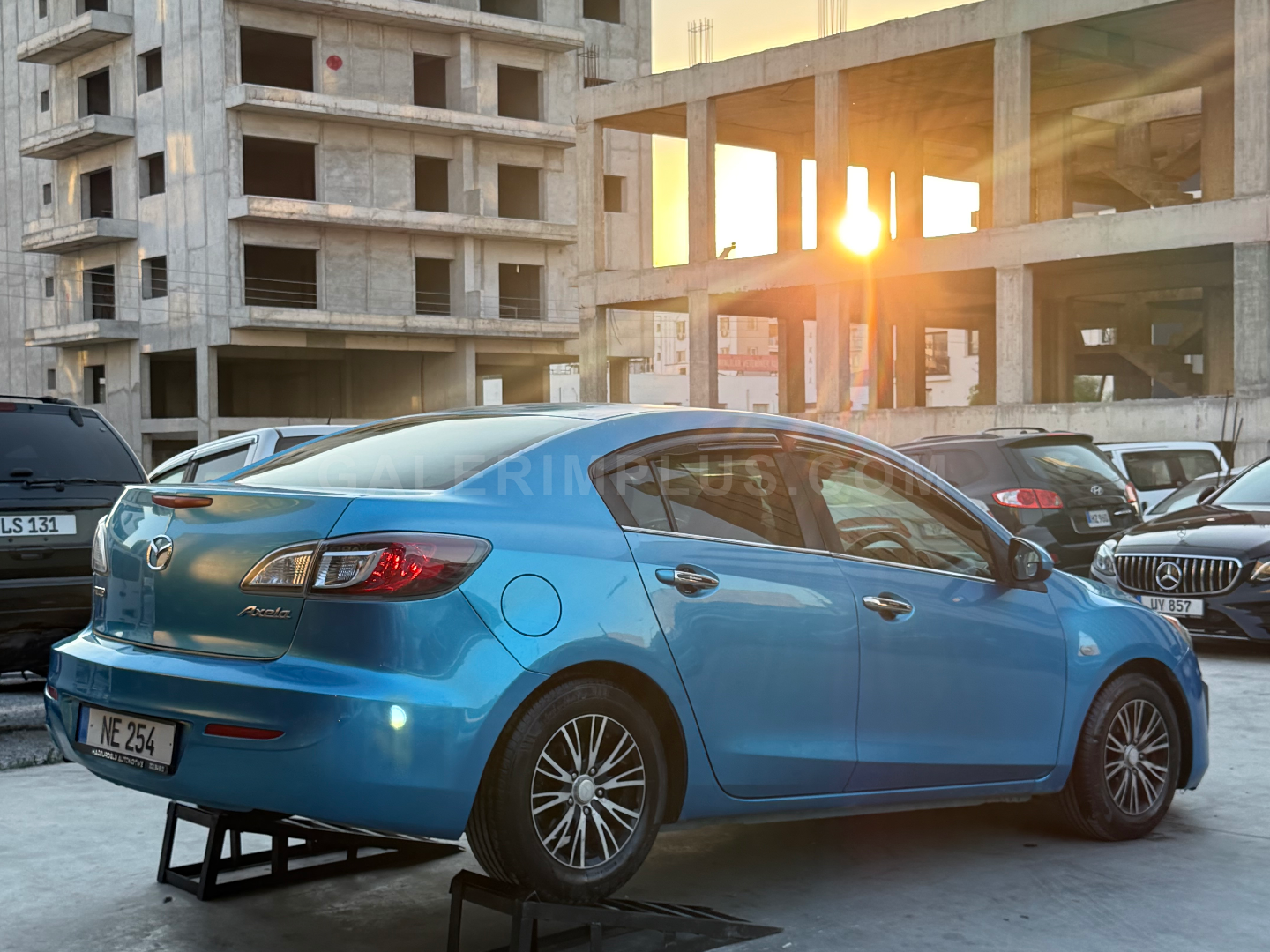 2011 Mazda Axela 1.5 Kıbrıs | KKTC İkinci El Satılık Araba - Thumbnail 5