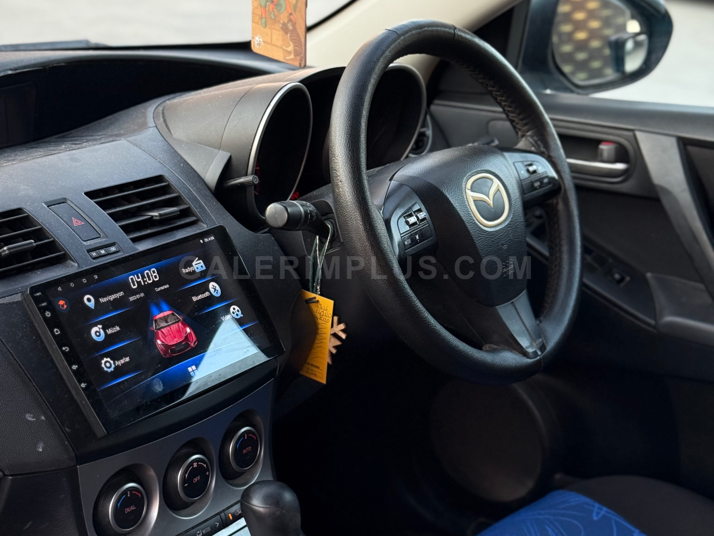2011 Mazda Axela 1.5 Kıbrıs | KKTC İkinci El Satılık Araba - Thumbnail 8