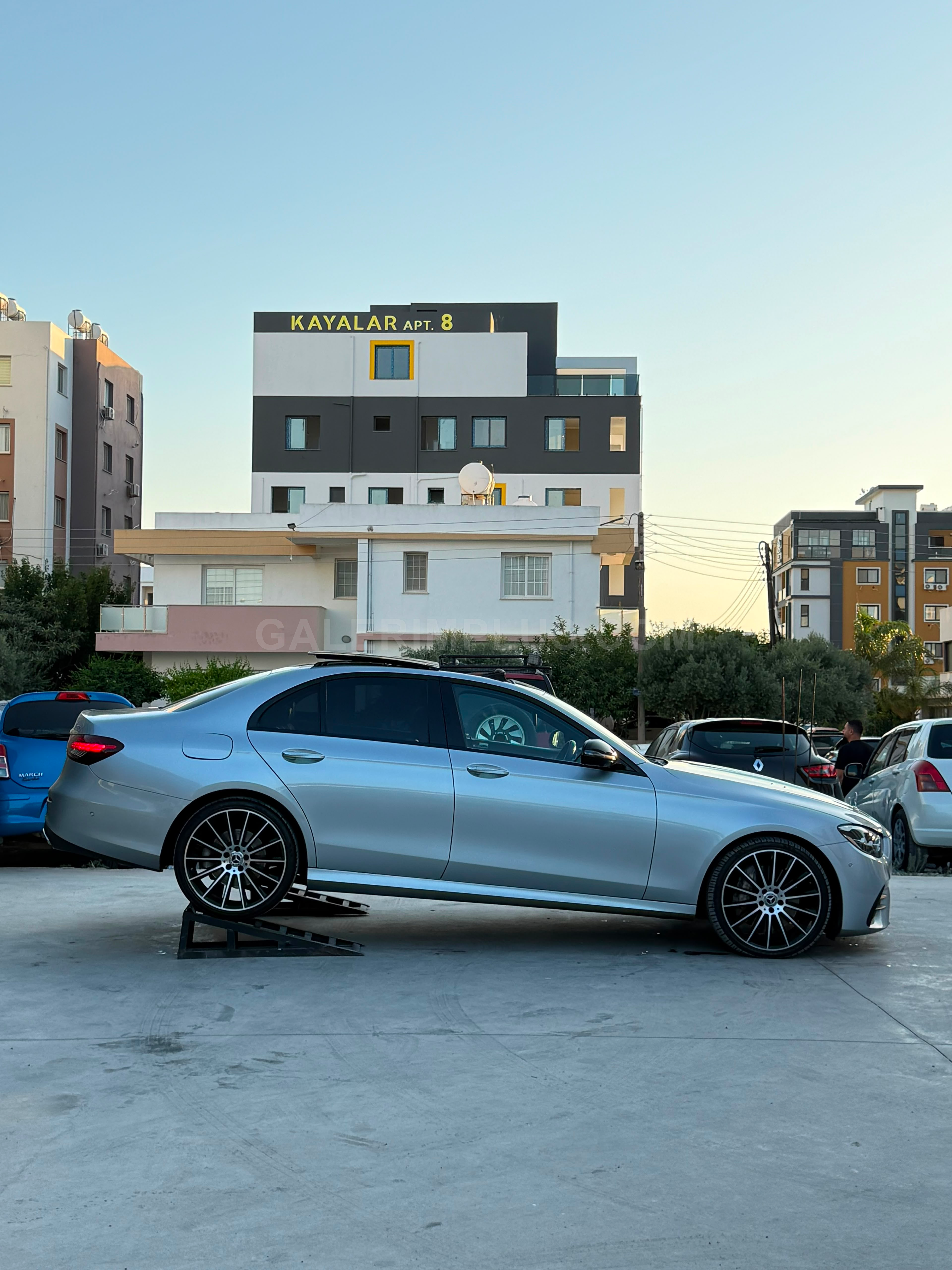 2022 Mercedes-Benz E Serisi E 400 Kıbrıs | KKTC İkinci El Satılık Araba - Thumbnail 4