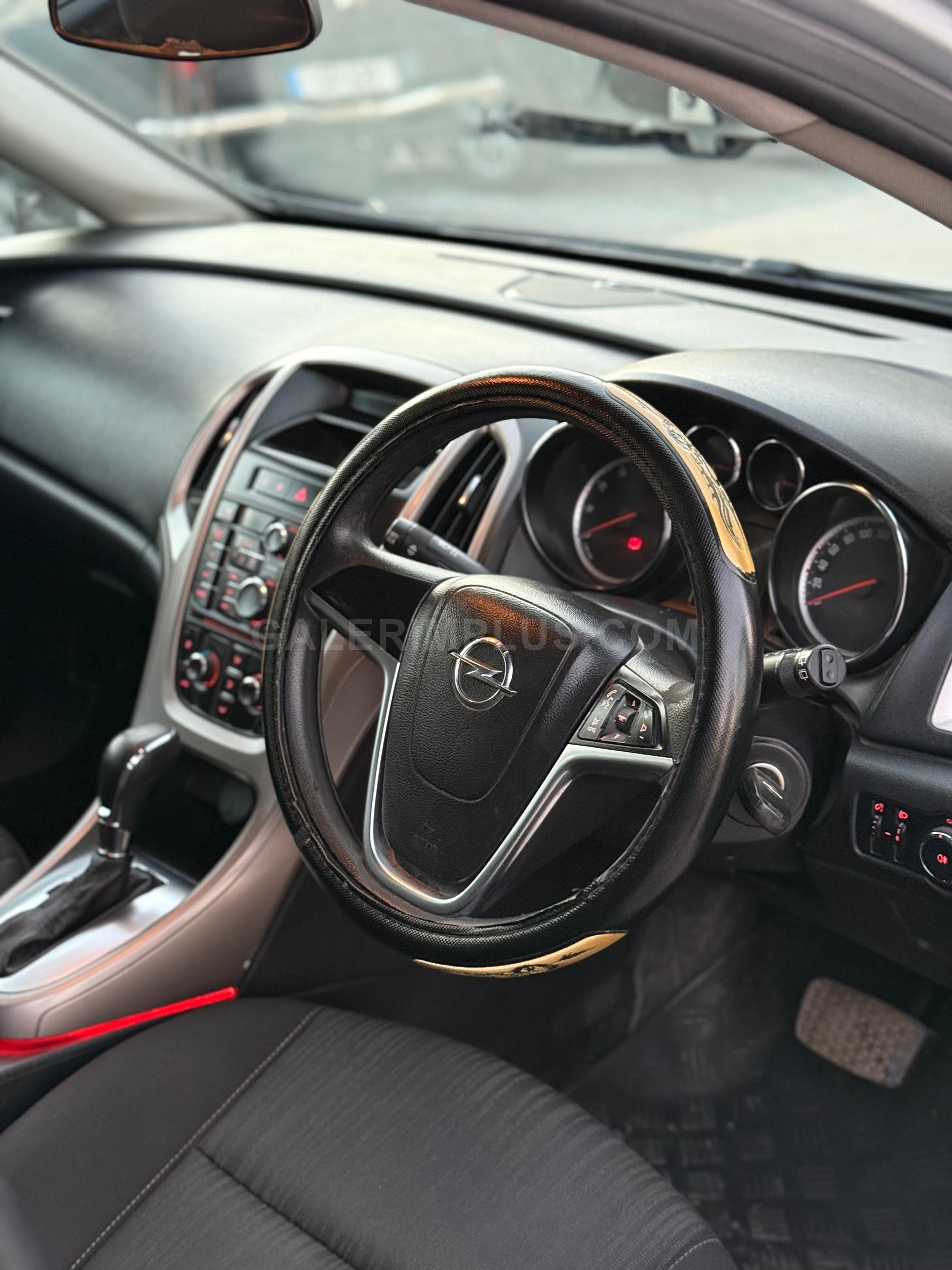 2013 Opel Astra  Kıbrıs | KKTC İkinci El Satılık Araba - Thumbnail 8