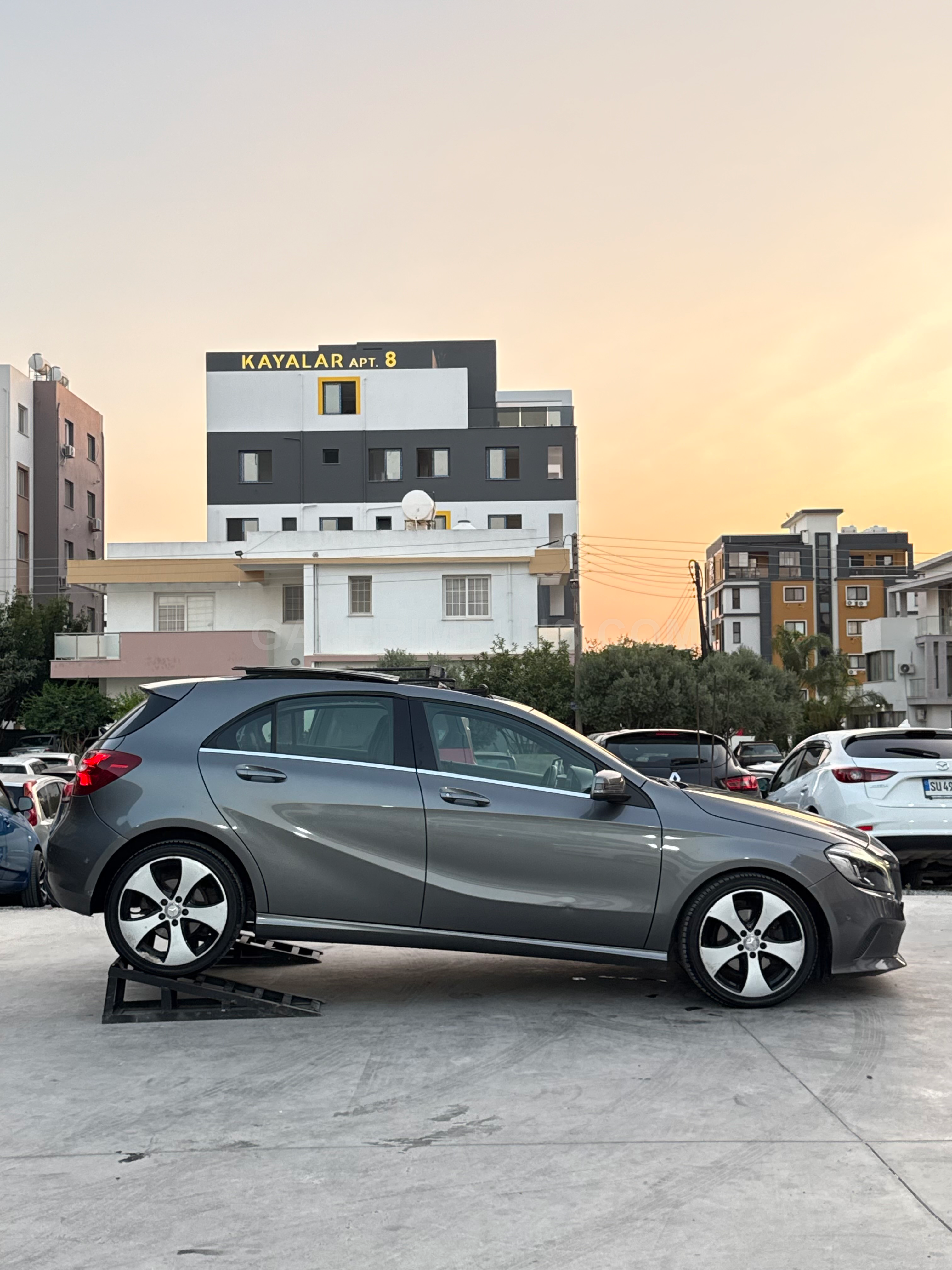 2017 Mercedes-Benz A Serisi A 200 Kıbrıs | KKTC İkinci El Satılık Araba - Thumbnail 4