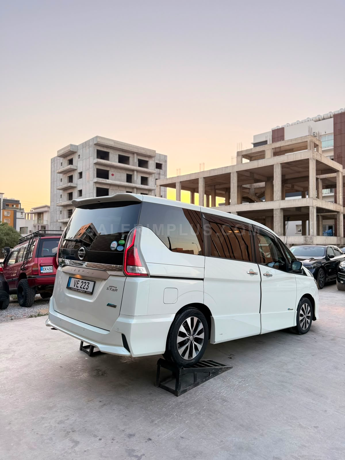 2019 Nissan Serena  Kıbrıs | KKTC İkinci El Satılık Araba - Thumbnail 5