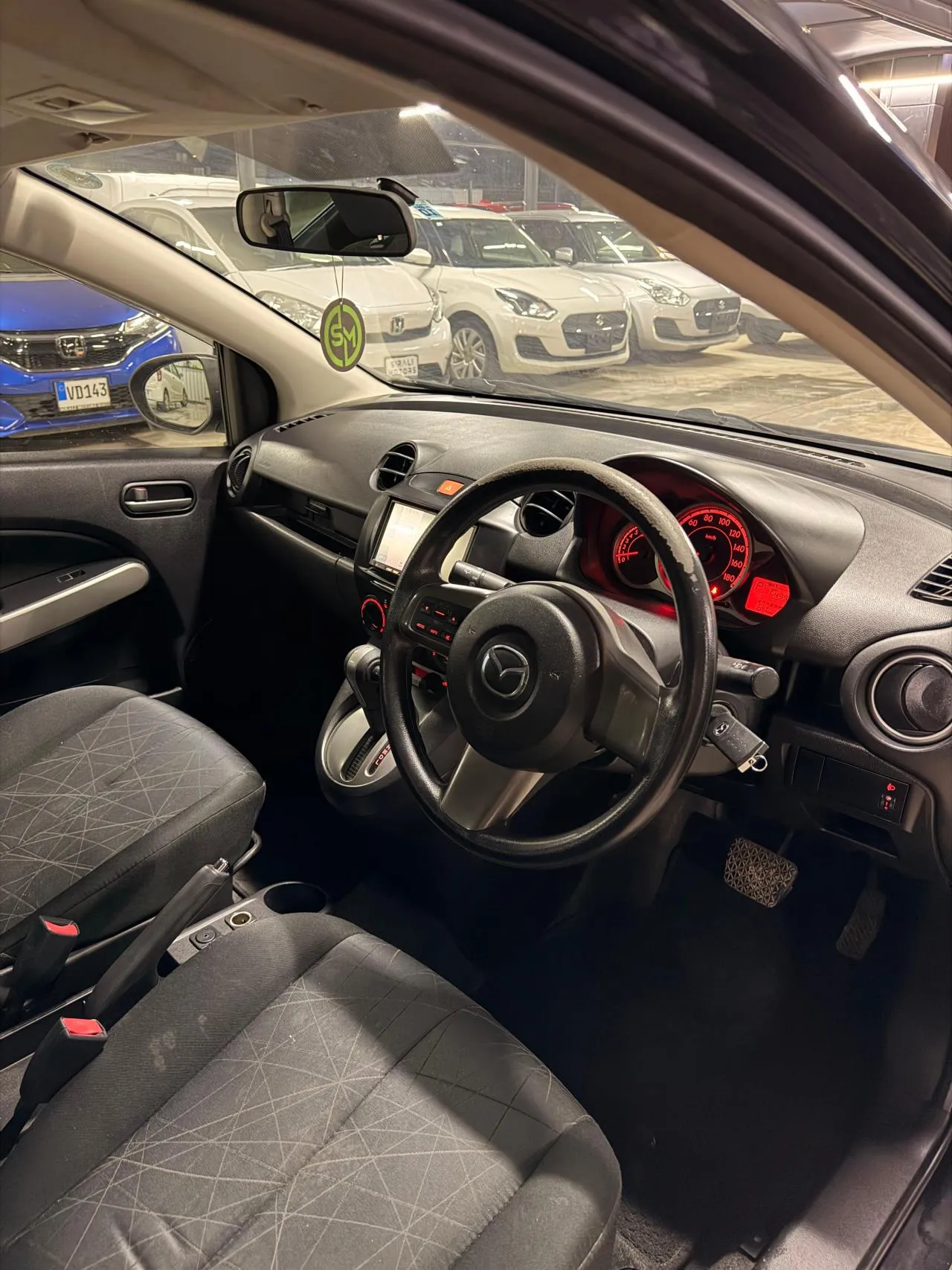 2014 Mazda Demio 1.3i Kıbrıs | KKTC İkinci El Satılık Araba - Thumbnail 6