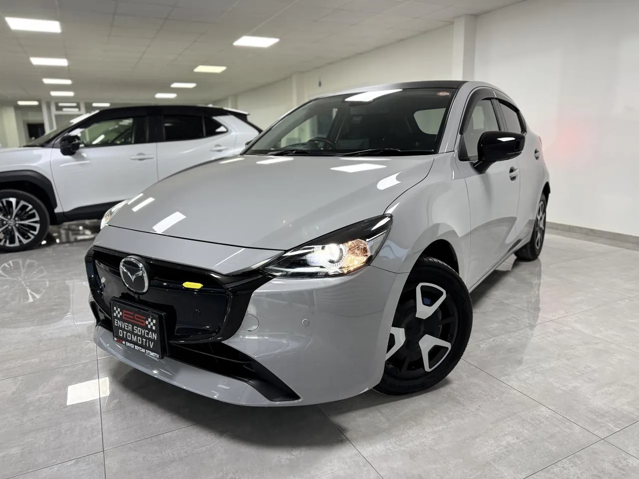 2024 Mazda 2 1.5 Sky-G Kıbrıs | KKTC İkinci El Satılık Araba - Thumbnail 2