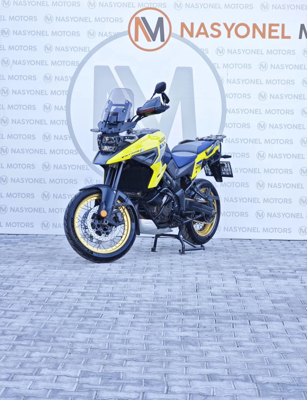 2023 Suzuki V-Strom Kıbrıs | KKTC İkinci El Satılık Araba - Fotoğraf 1