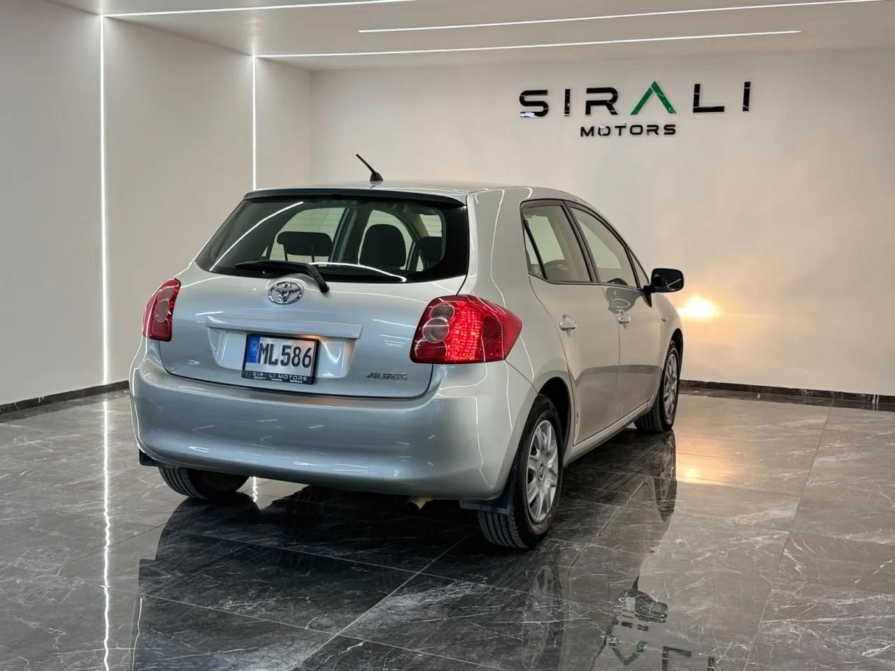 2007 Toyota Auris 1.5 Kıbrıs | KKTC İkinci El Satılık Araba - Thumbnail 6