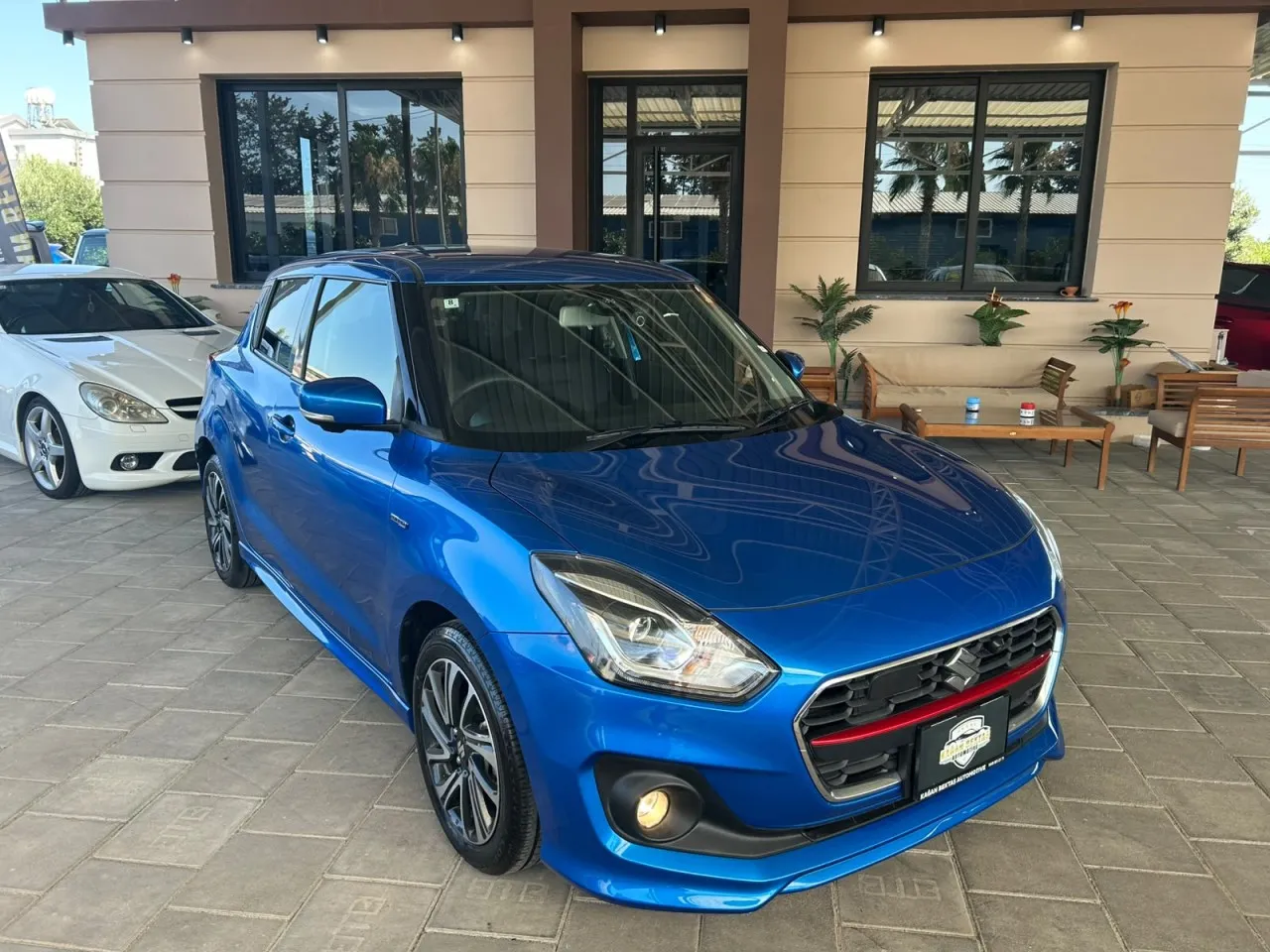 2023 Suzuki Swift 1.2 Hybrid Kıbrıs | KKTC İkinci El Satılık Araba - Fotoğraf 1