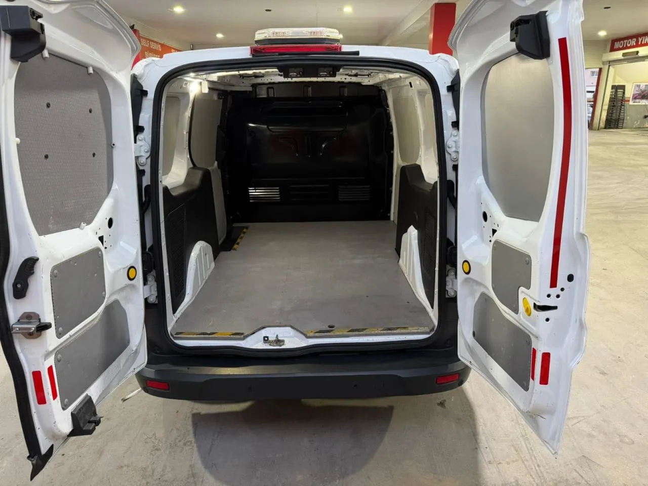2018 Ford Transit Connect  Kıbrıs | KKTC İkinci El Satılık Araba - Thumbnail 5