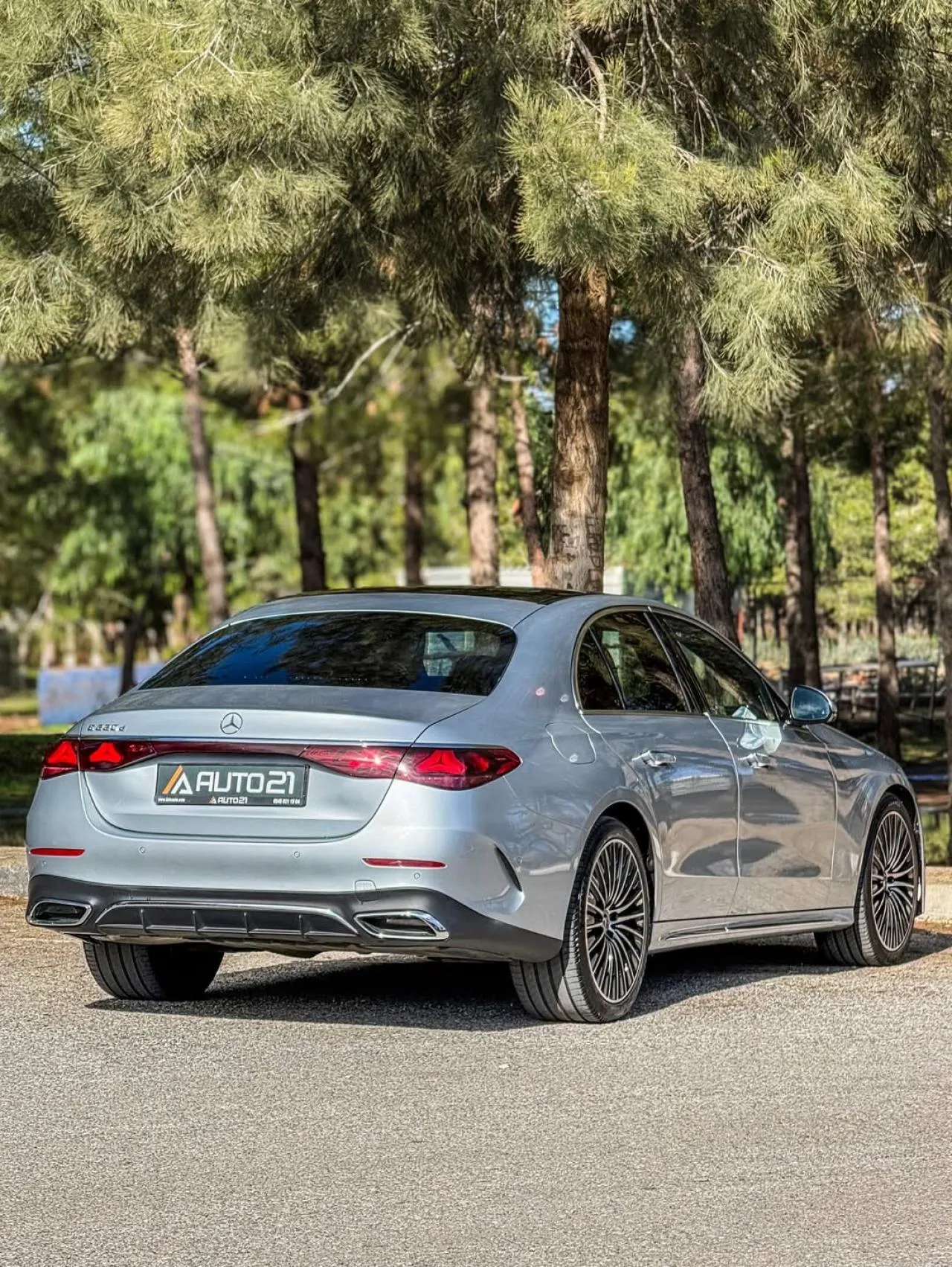 2025 Mercedes-Benz E Serisi E 220 d Kıbrıs | KKTC İkinci El Satılık Araba - Thumbnail 5