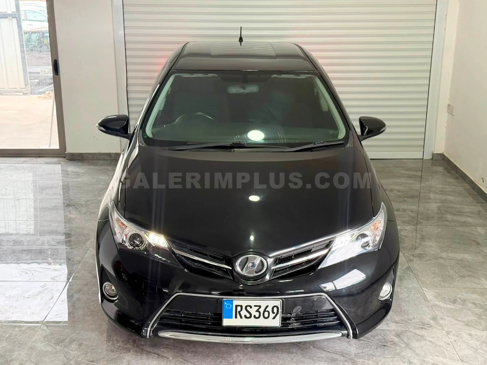 2013 Toyota Auris 1.5 Kıbrıs | KKTC İkinci El Satılık Araba - Thumbnail 2