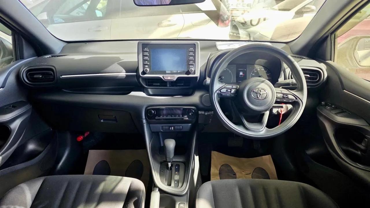 2020 Toyota Yaris 1.5 Kıbrıs | KKTC İkinci El Satılık Araba - Thumbnail 3