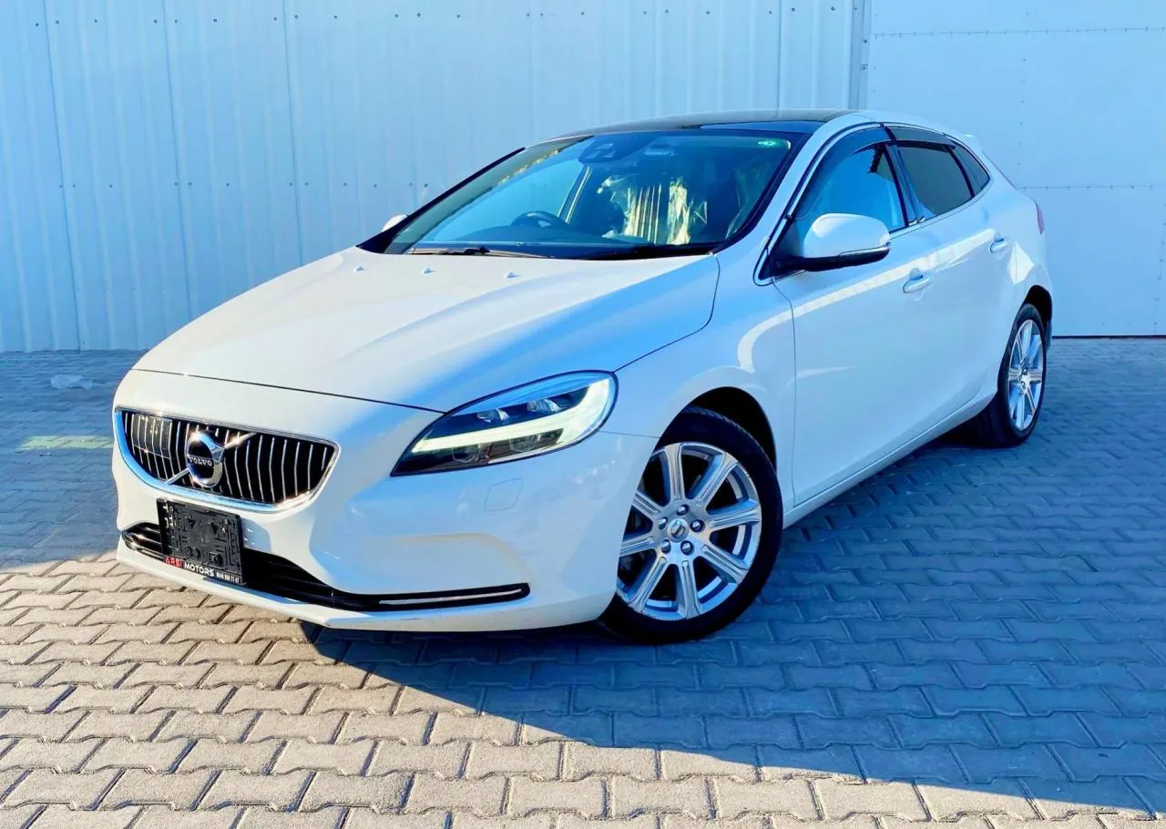 2020 Volvo V40 1.5 T3 Kıbrıs | KKTC İkinci El Satılık Araba - Thumbnail 2