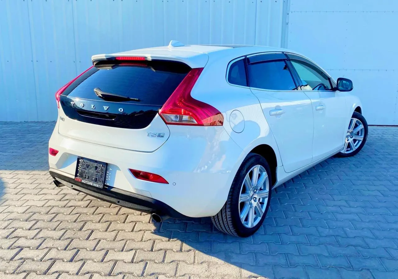 2020 Volvo V40 1.5 T3 Kıbrıs | KKTC İkinci El Satılık Araba - Thumbnail 5