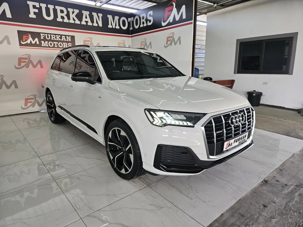 2020 Audi Q7 3.0 TDI  Quattro S-Line Kıbrıs | KKTC İkinci El Satılık Araba - Thumbnail 4