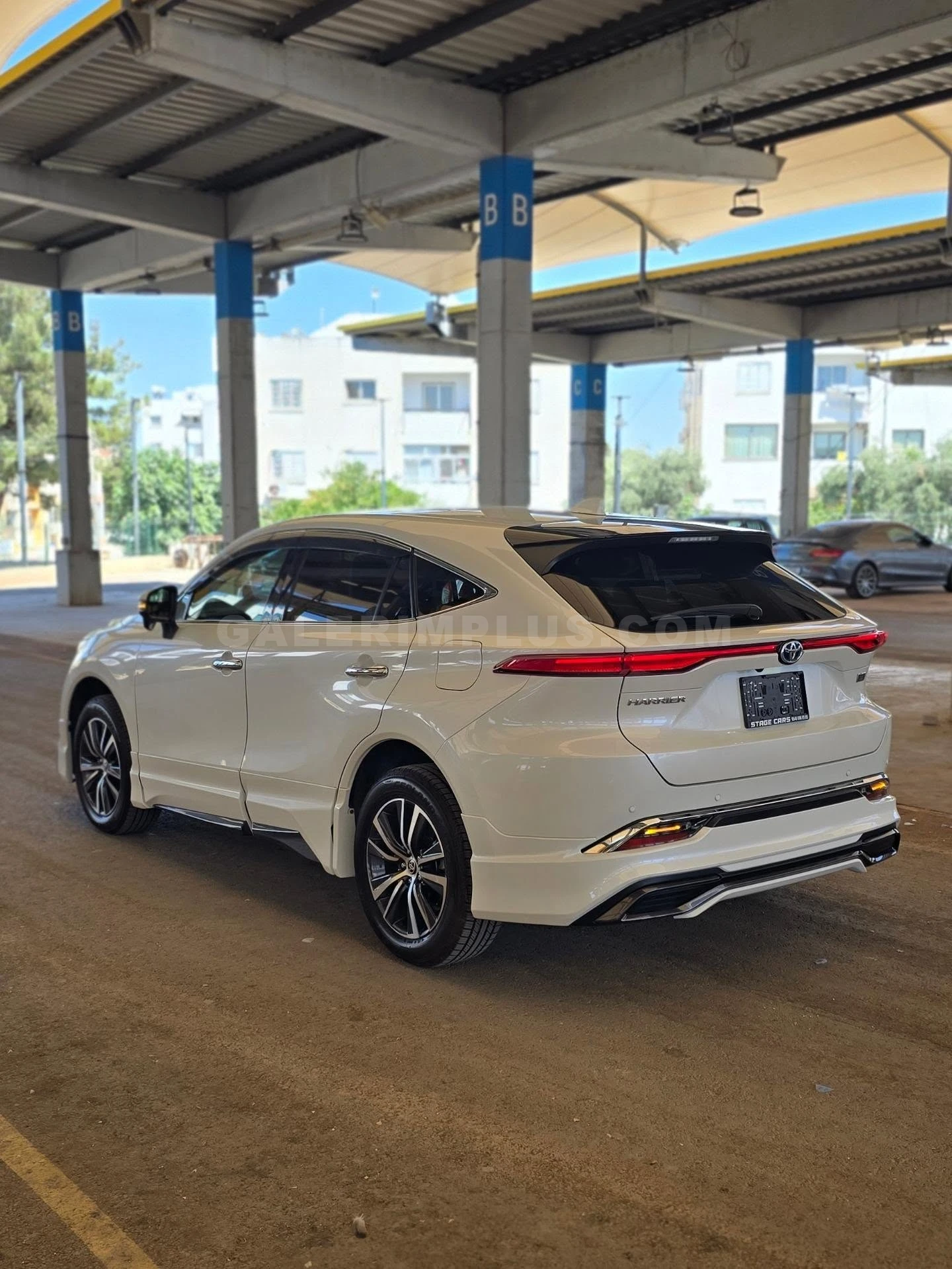 2021 Toyota Harrier 2.5 Hybrid Kıbrıs | KKTC İkinci El Satılık Araba - Thumbnail 4