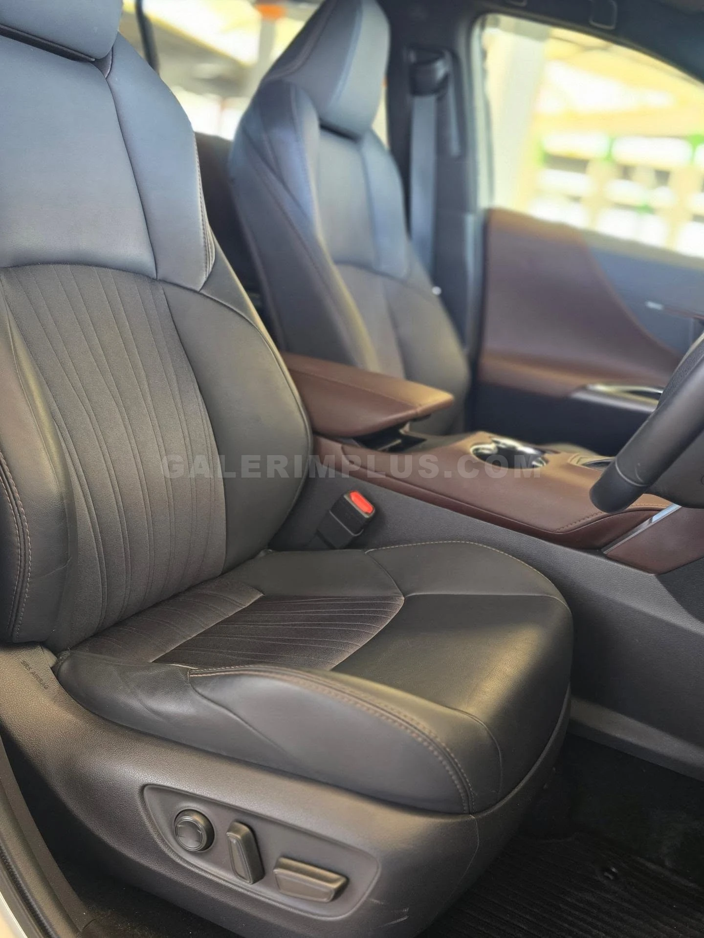 2021 Toyota Harrier 2.5 Hybrid Kıbrıs | KKTC İkinci El Satılık Araba - Thumbnail 8