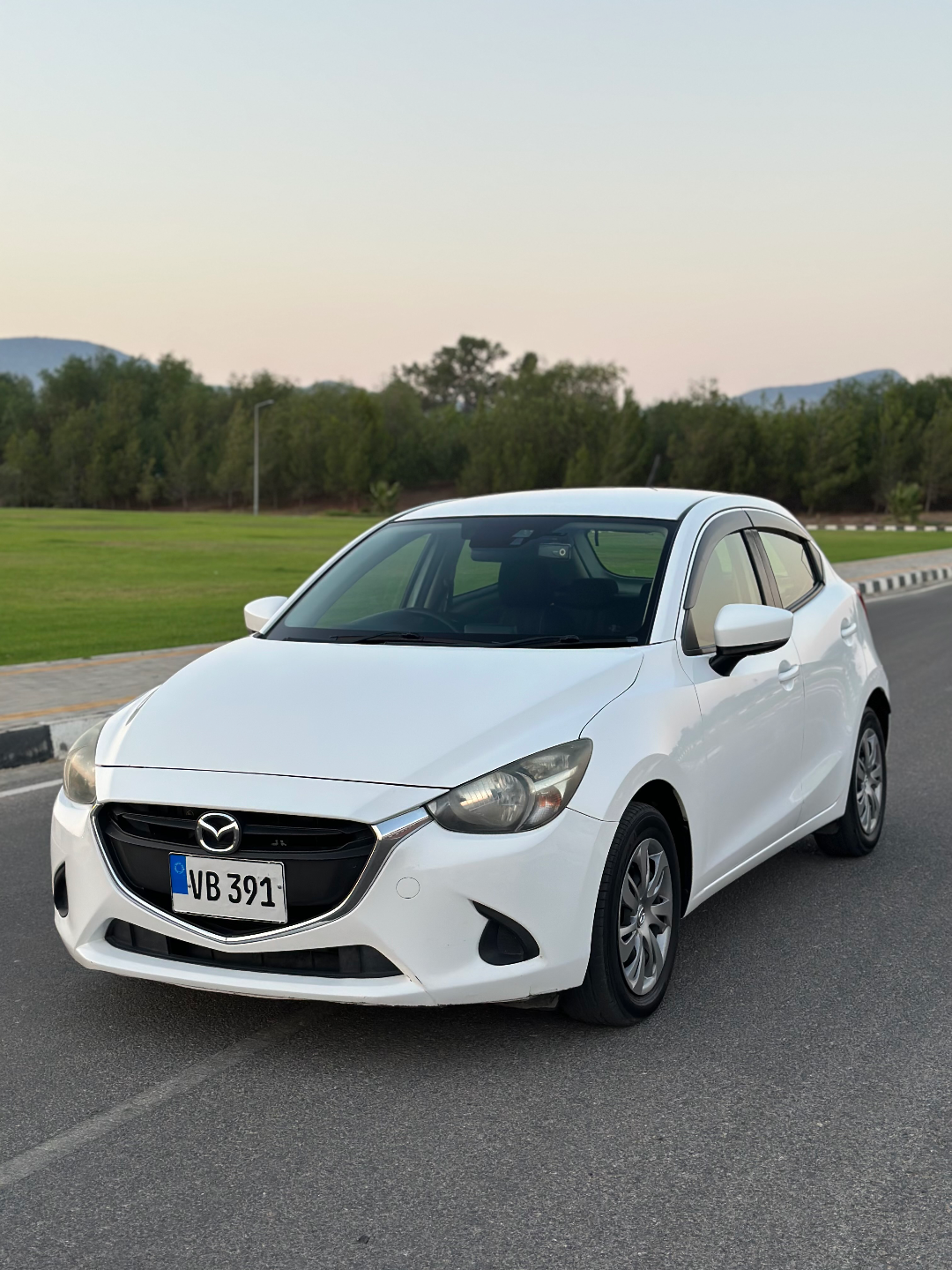 2018 Mazda Demio 1.3 - Thumbnail 3