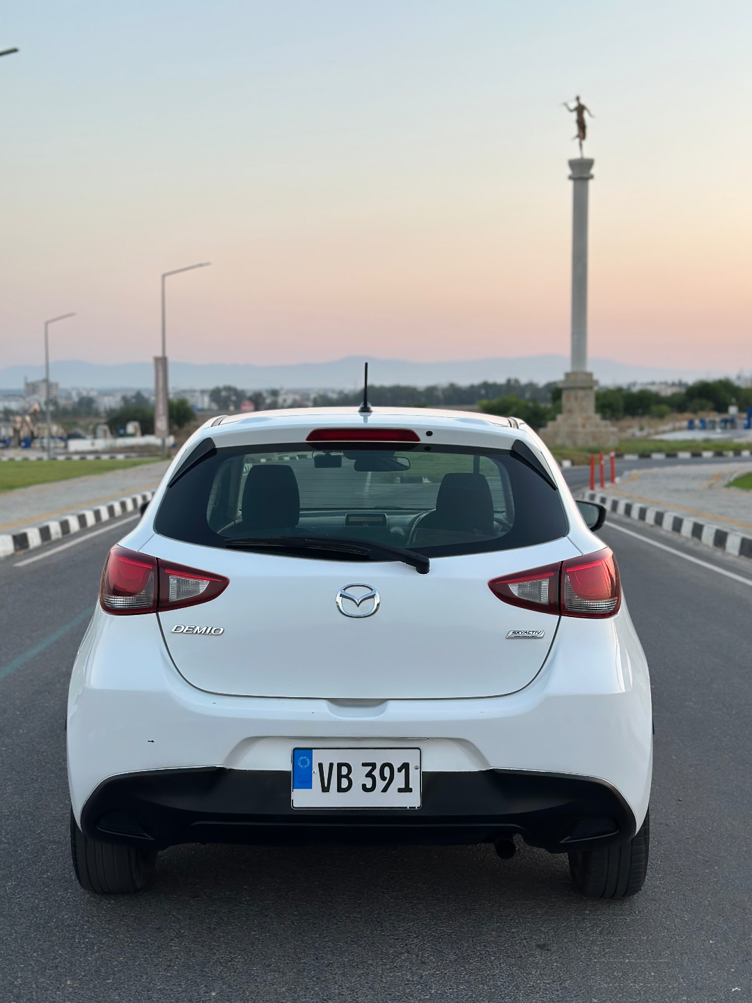 2018 Mazda Demio 1.3 - Thumbnail 8