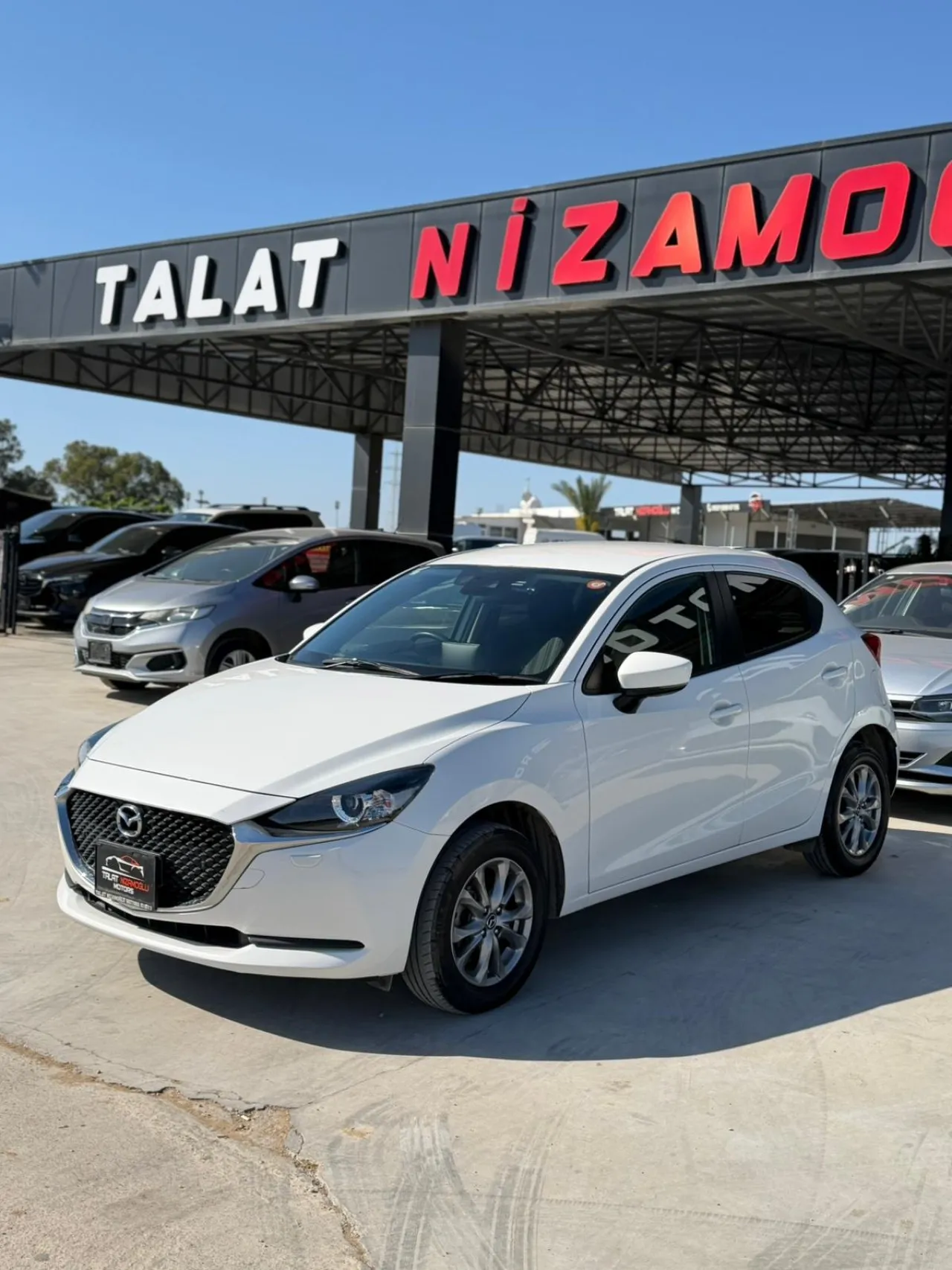 2022 Mazda 2 1.5 Skyactiv-D Kıbrıs | KKTC İkinci El Satılık Araba - Thumbnail 3