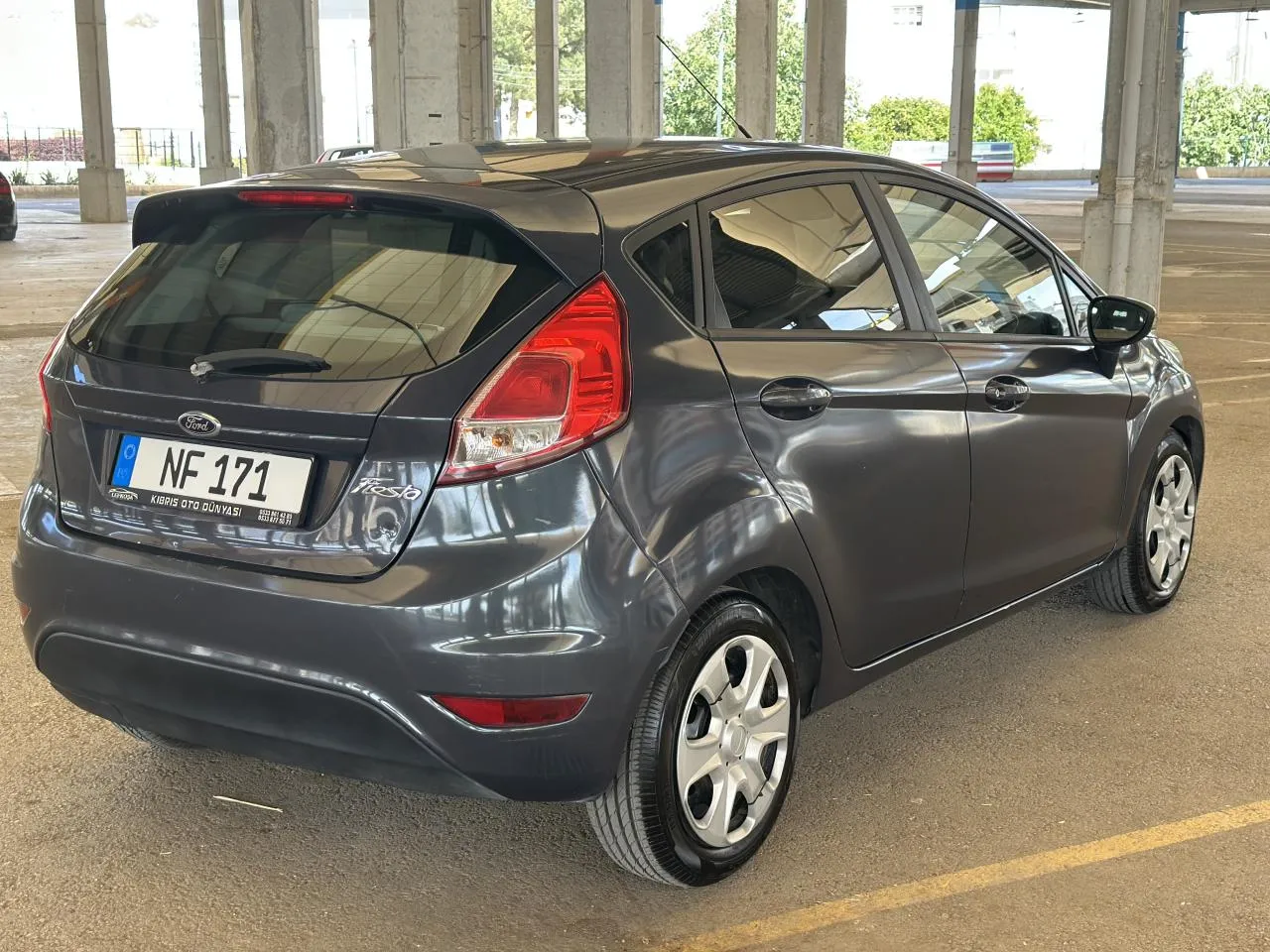 2015 Ford Fiesta 1.6 Kıbrıs | KKTC İkinci El Satılık Araba - Thumbnail 3