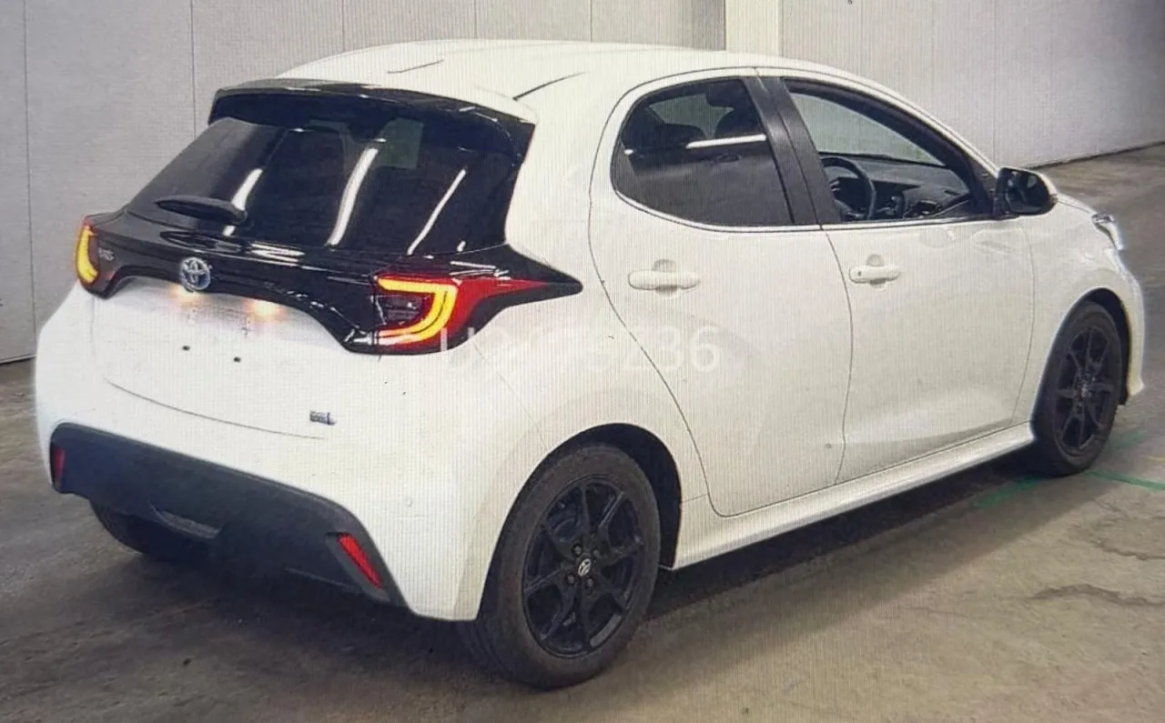 2023 Toyota Yaris 1.5 Hybrid Kıbrıs | KKTC İkinci El Satılık Araba - Thumbnail 4