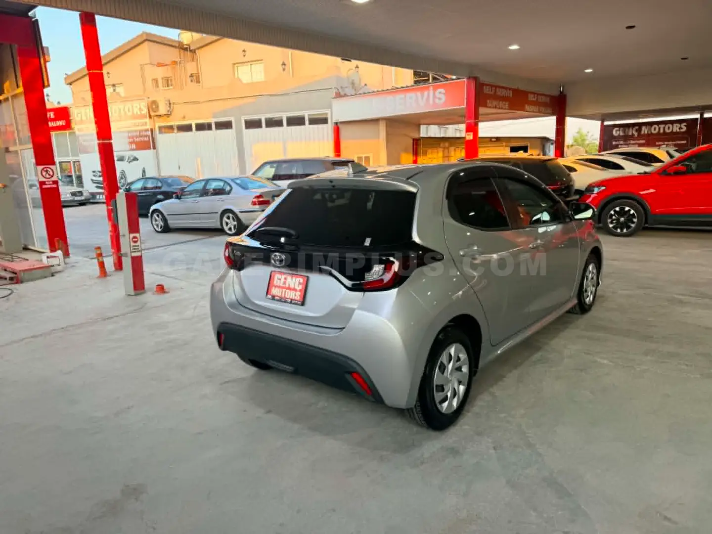 2023 Toyota Yaris 1.5 Kıbrıs | KKTC İkinci El Satılık Araba - Thumbnail 4